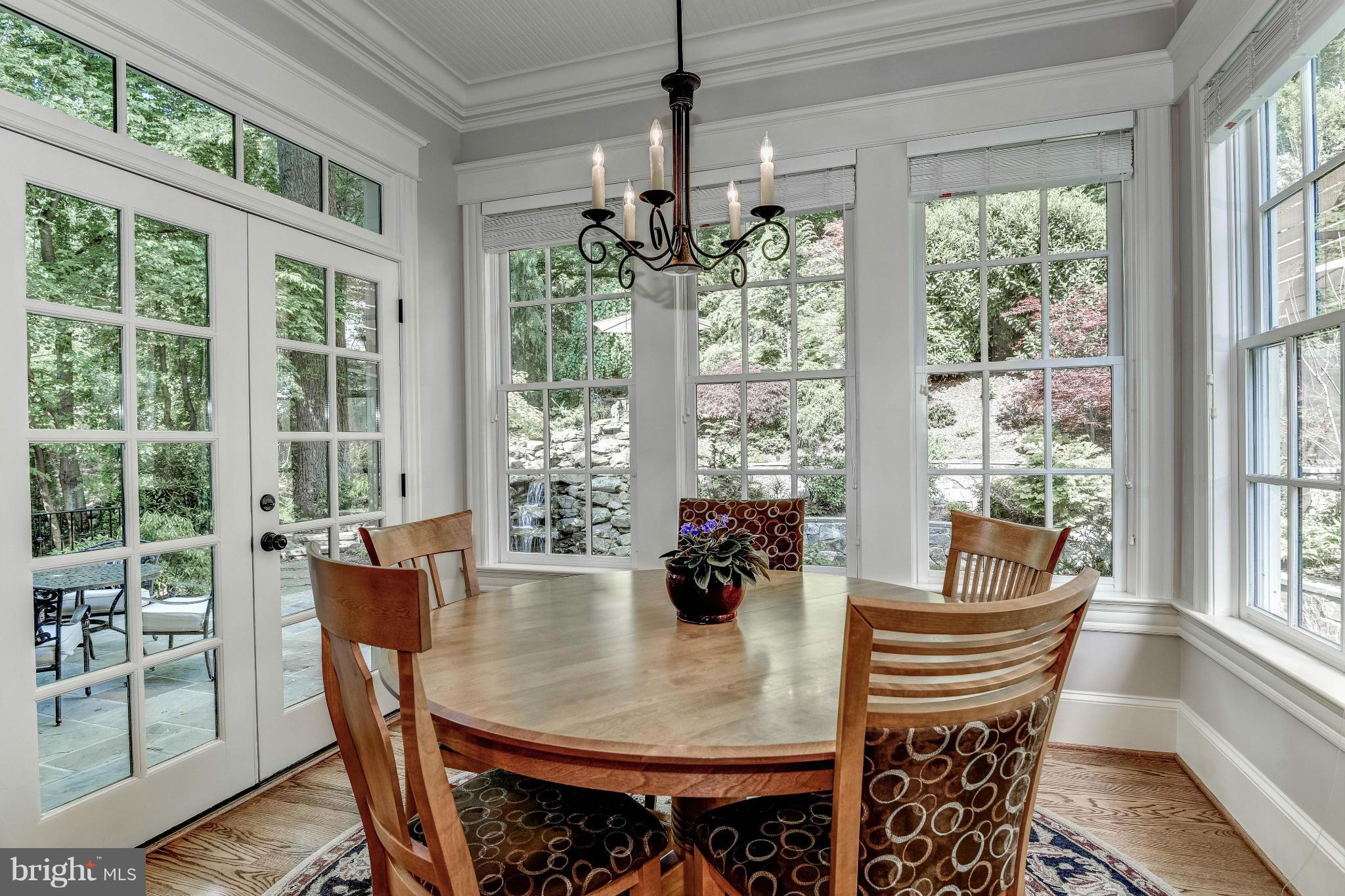 LEE HEIGHTS - Residential