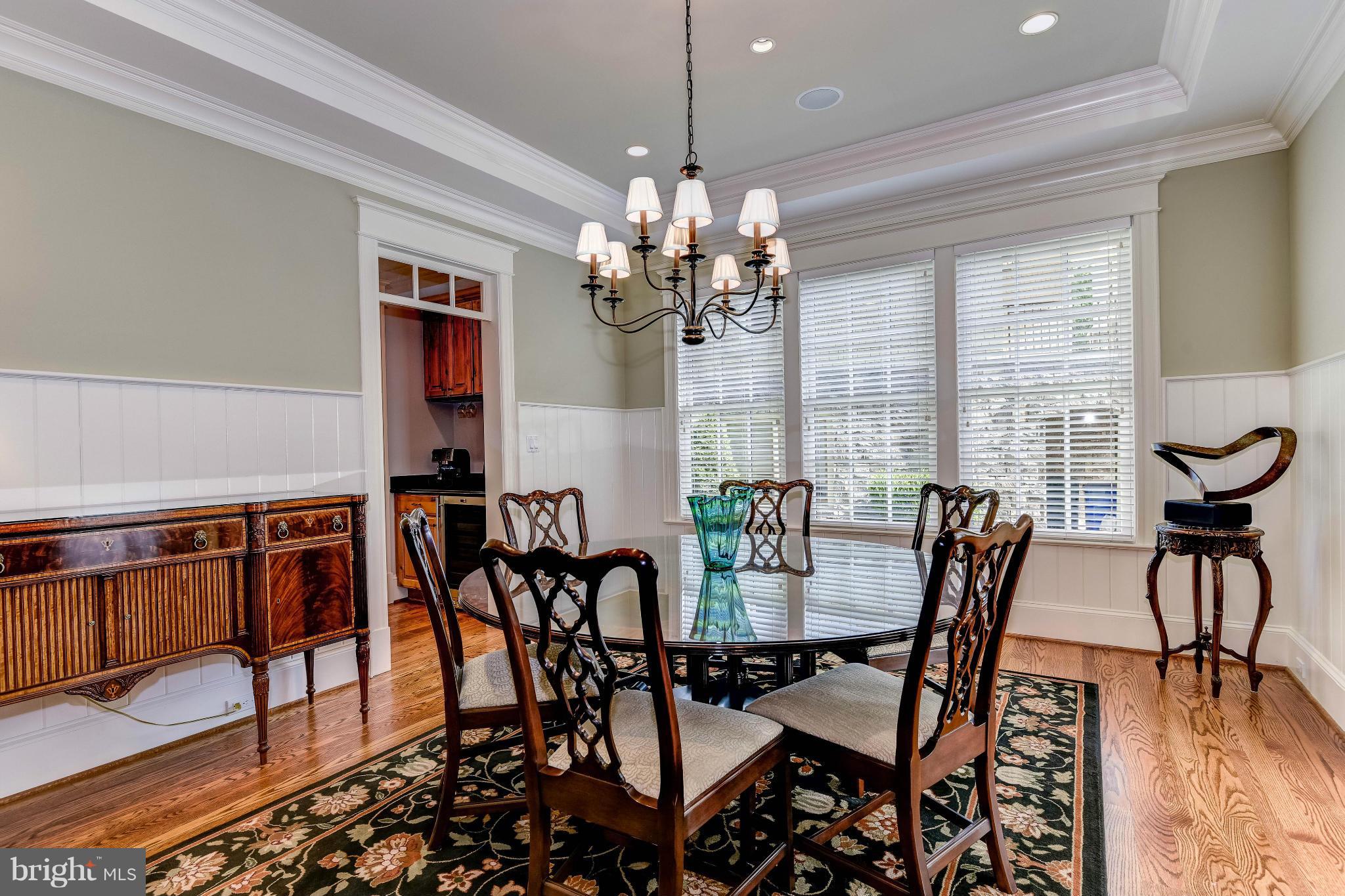 LEE HEIGHTS - Residential