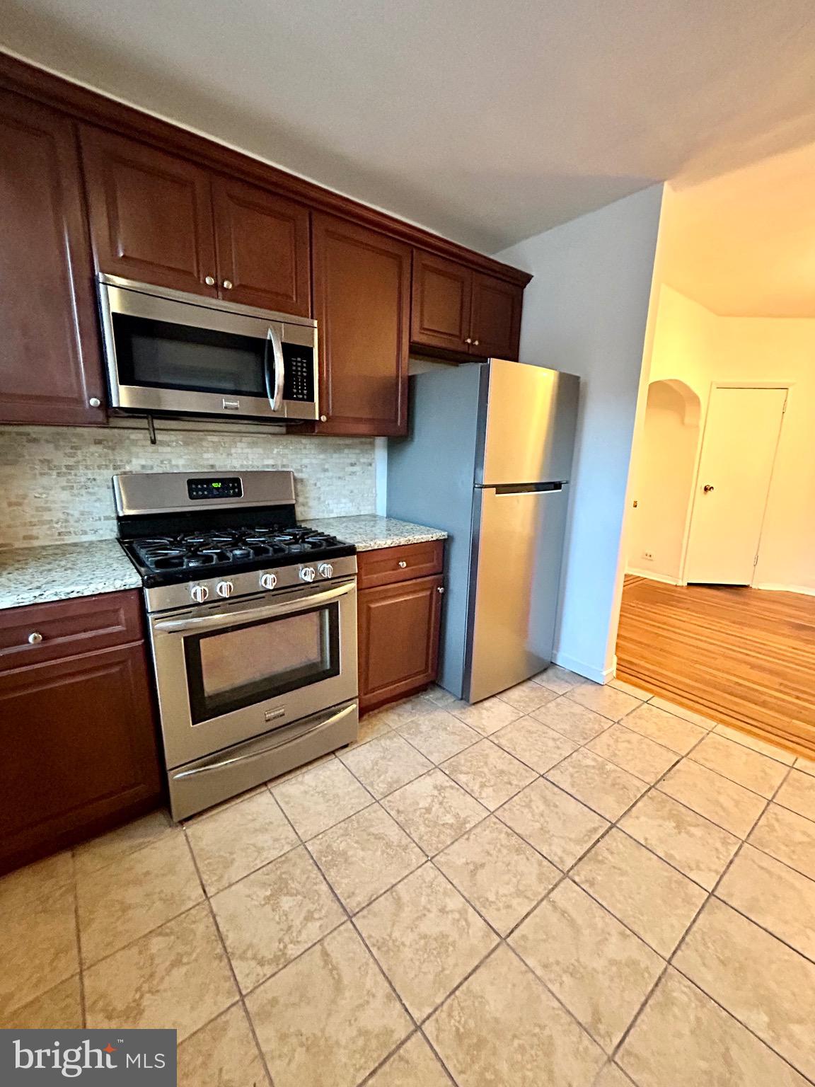 MAYFAIR - Residential