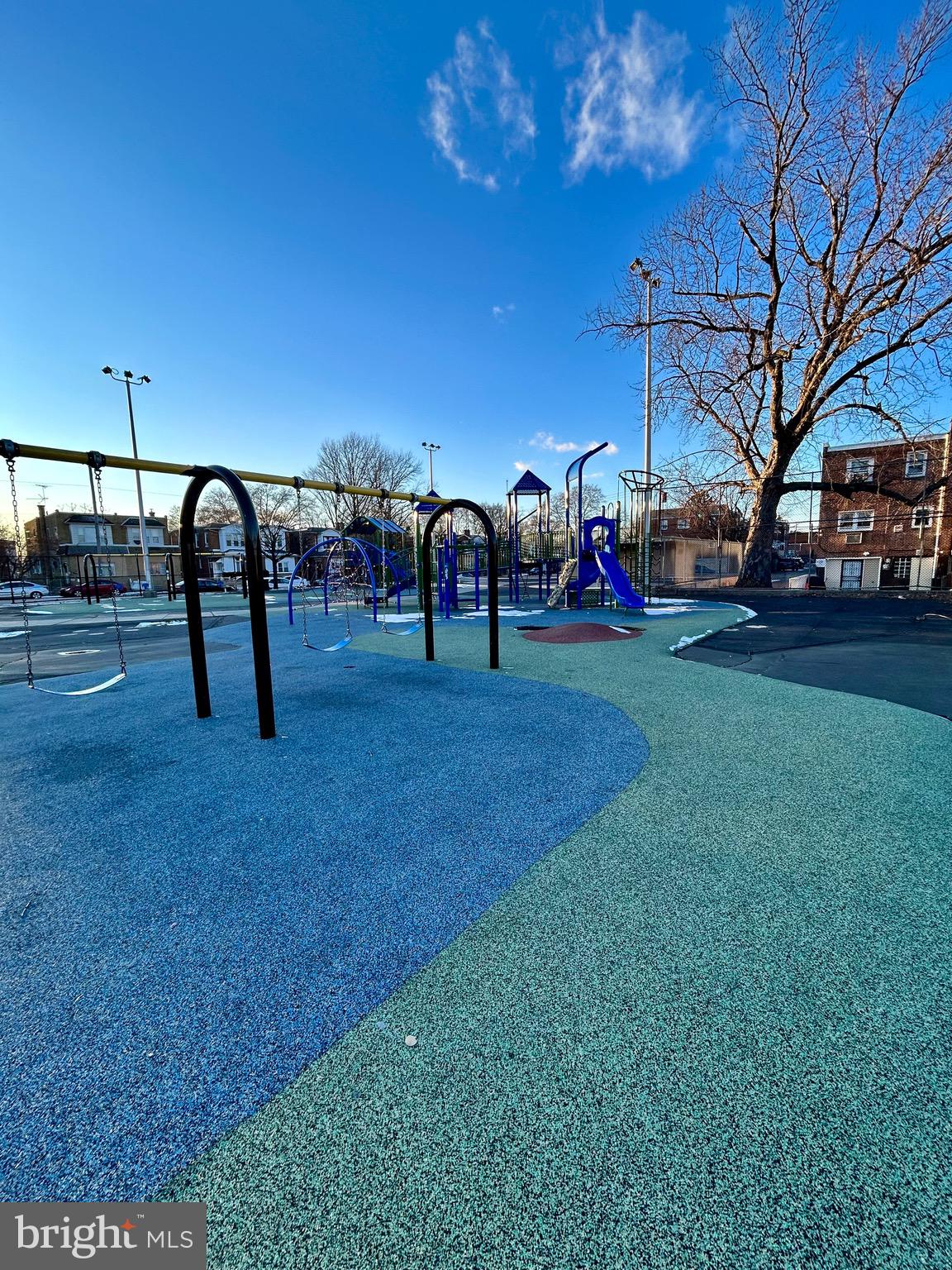 MAYFAIR - Residential