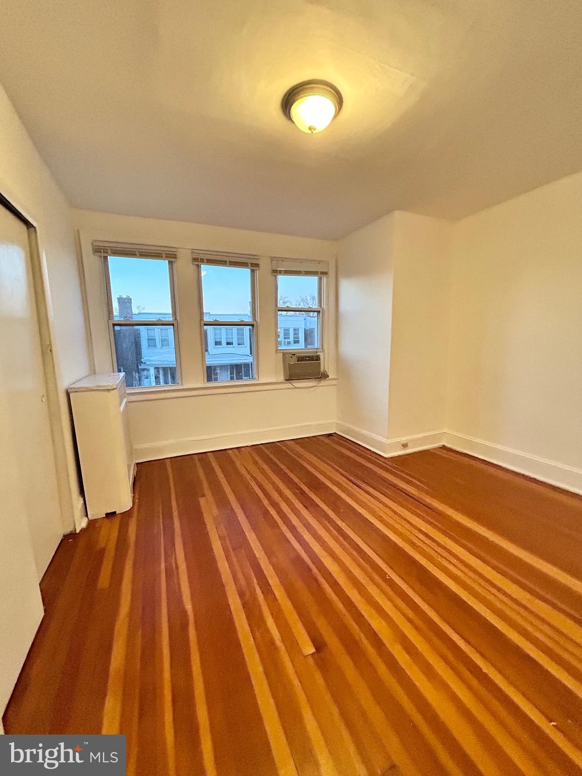 MAYFAIR - Residential