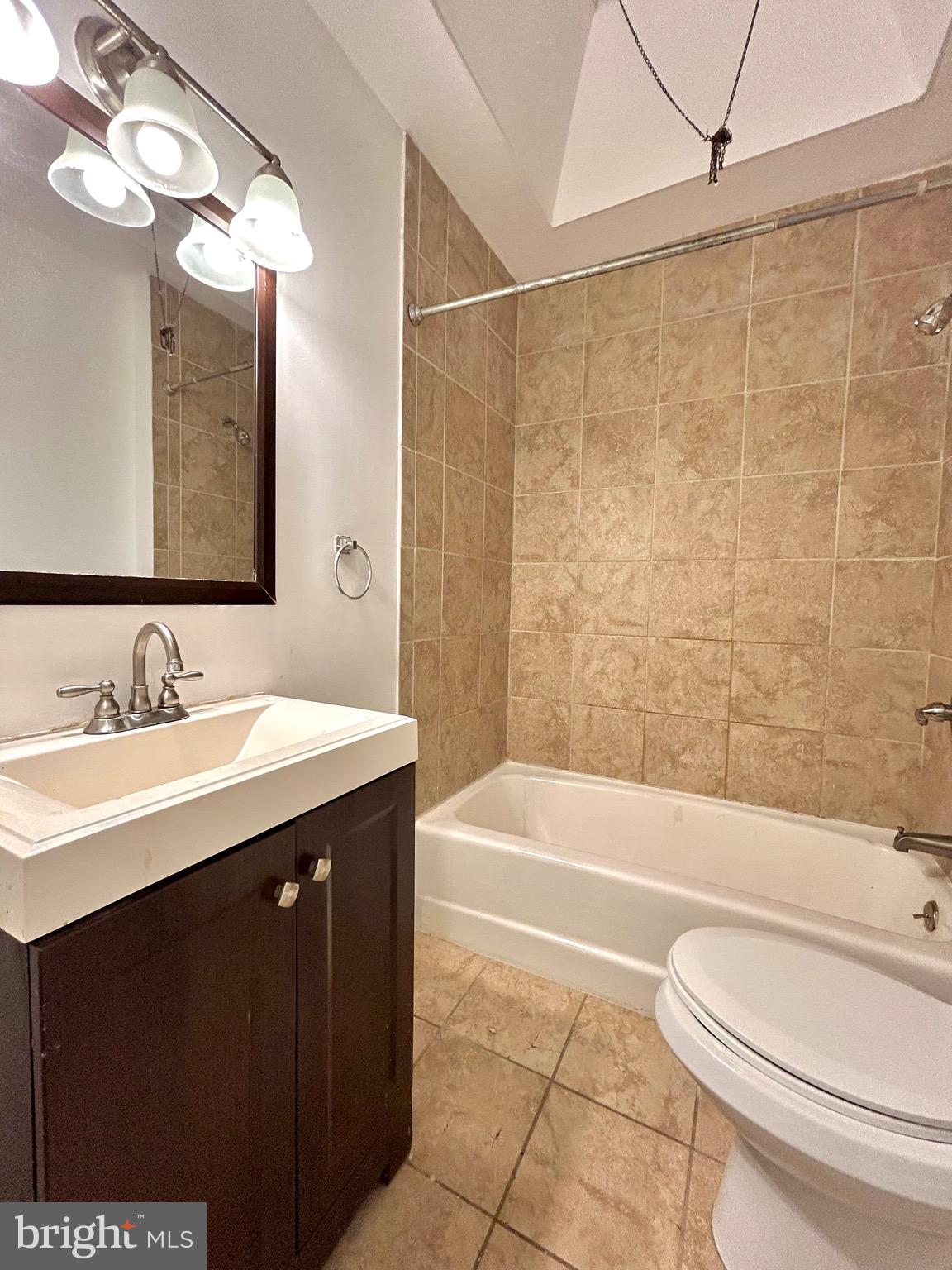 MAYFAIR - Residential