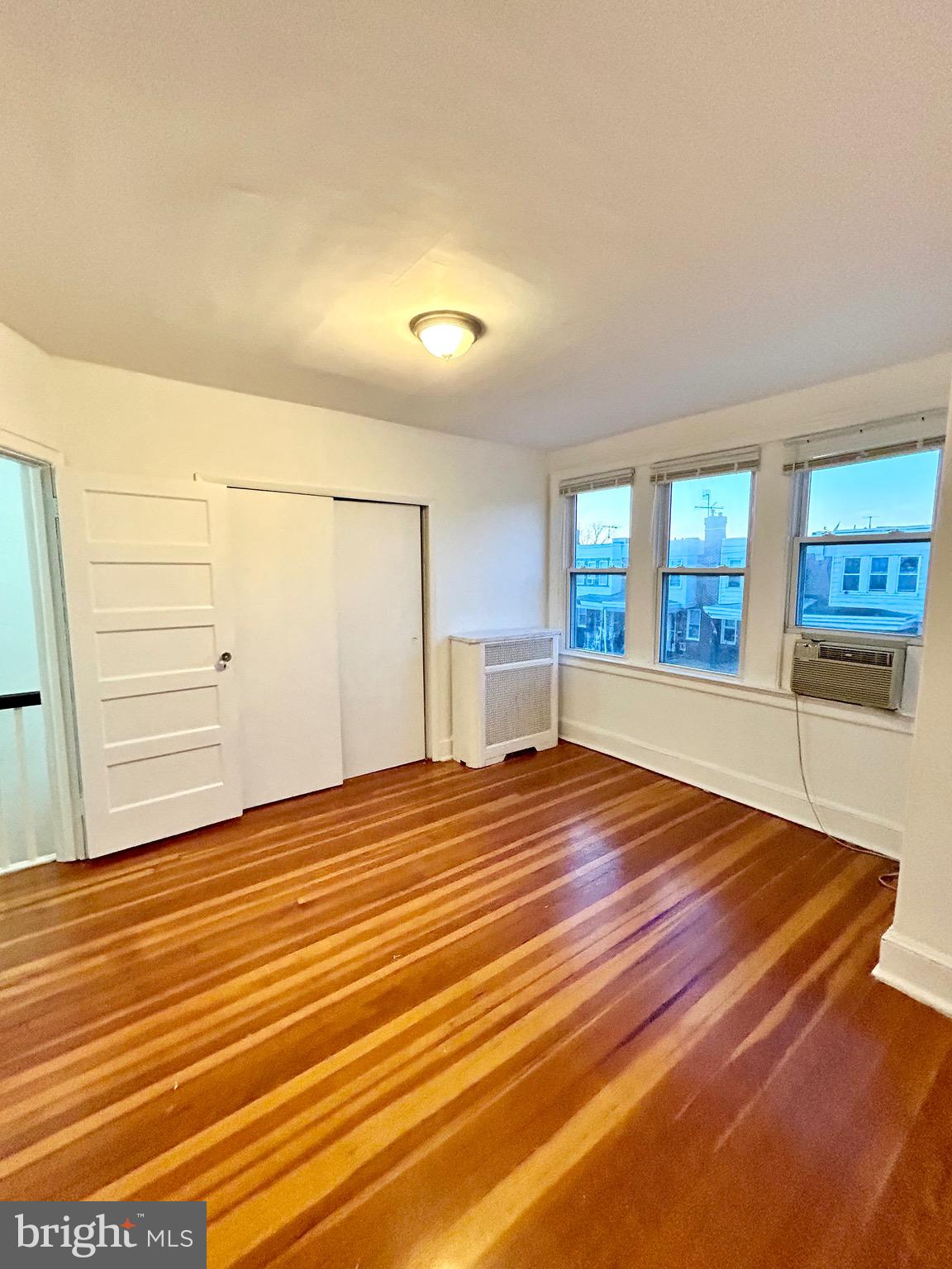 MAYFAIR - Residential