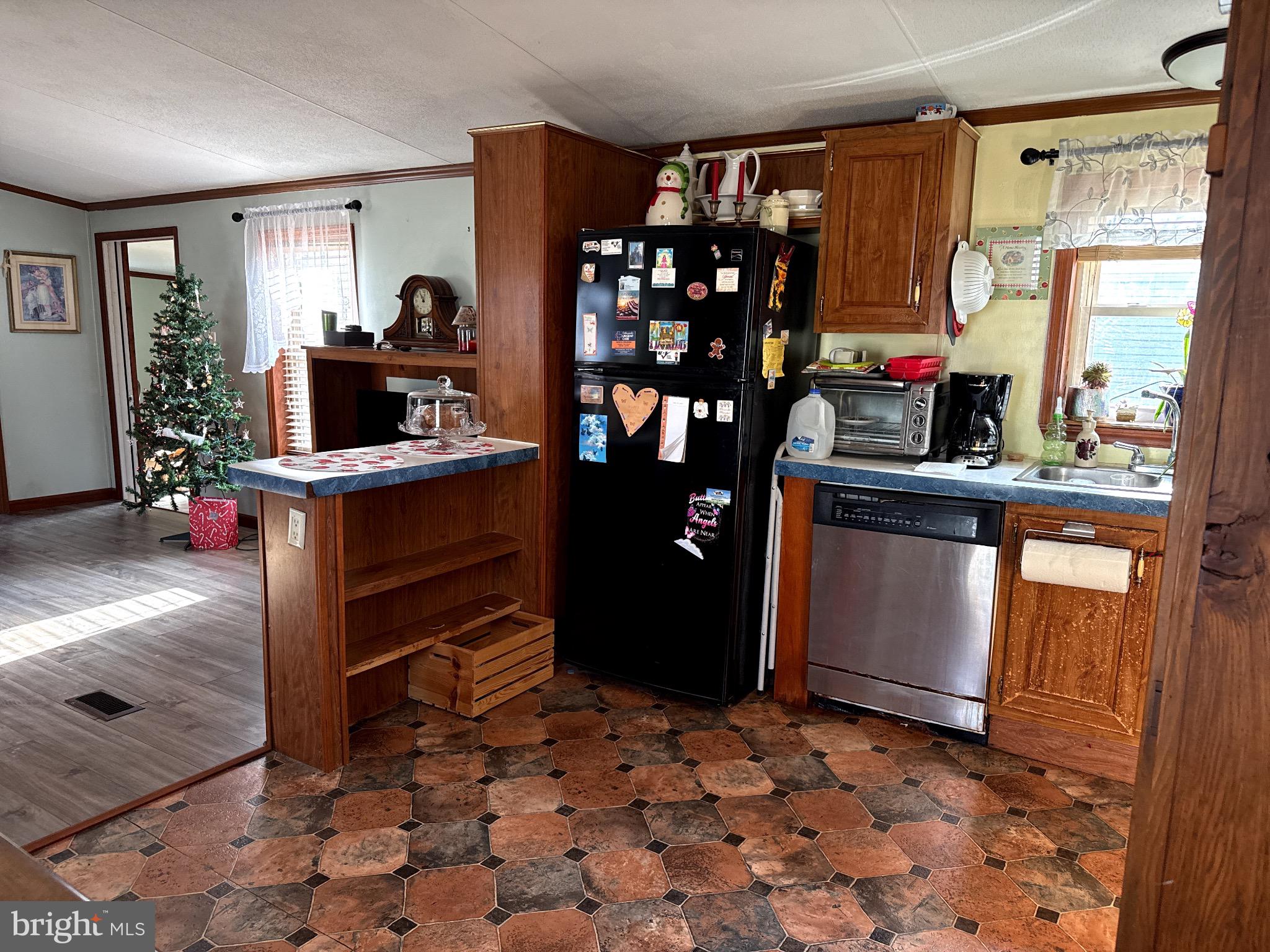 CEDAR MANOR MHP - Residential