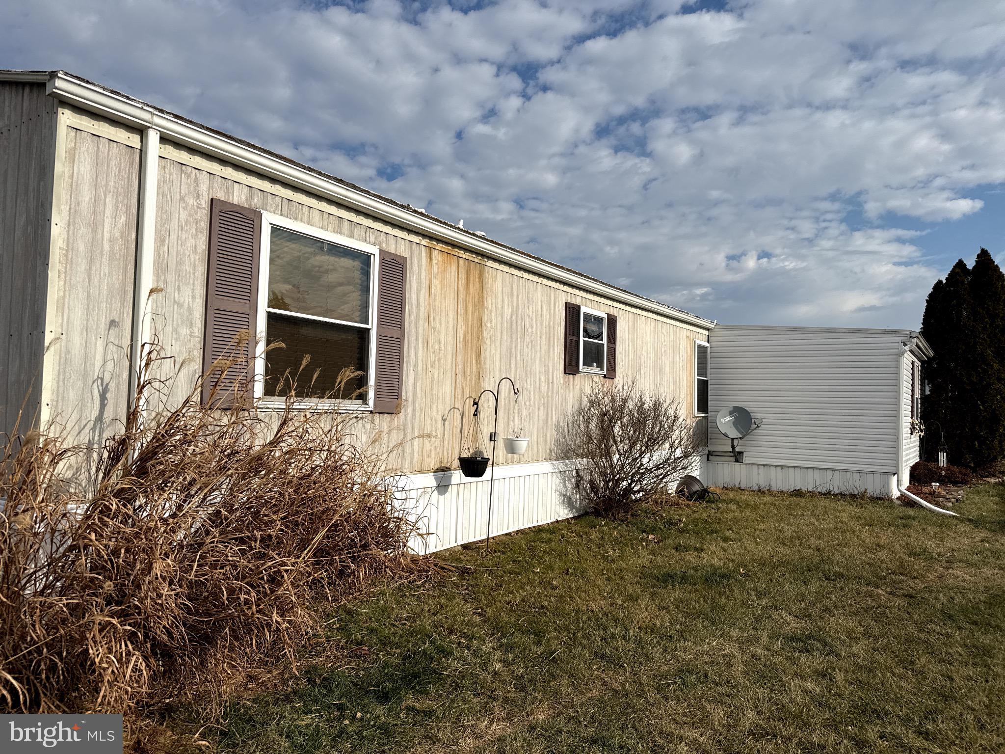 CEDAR MANOR MHP - Residential