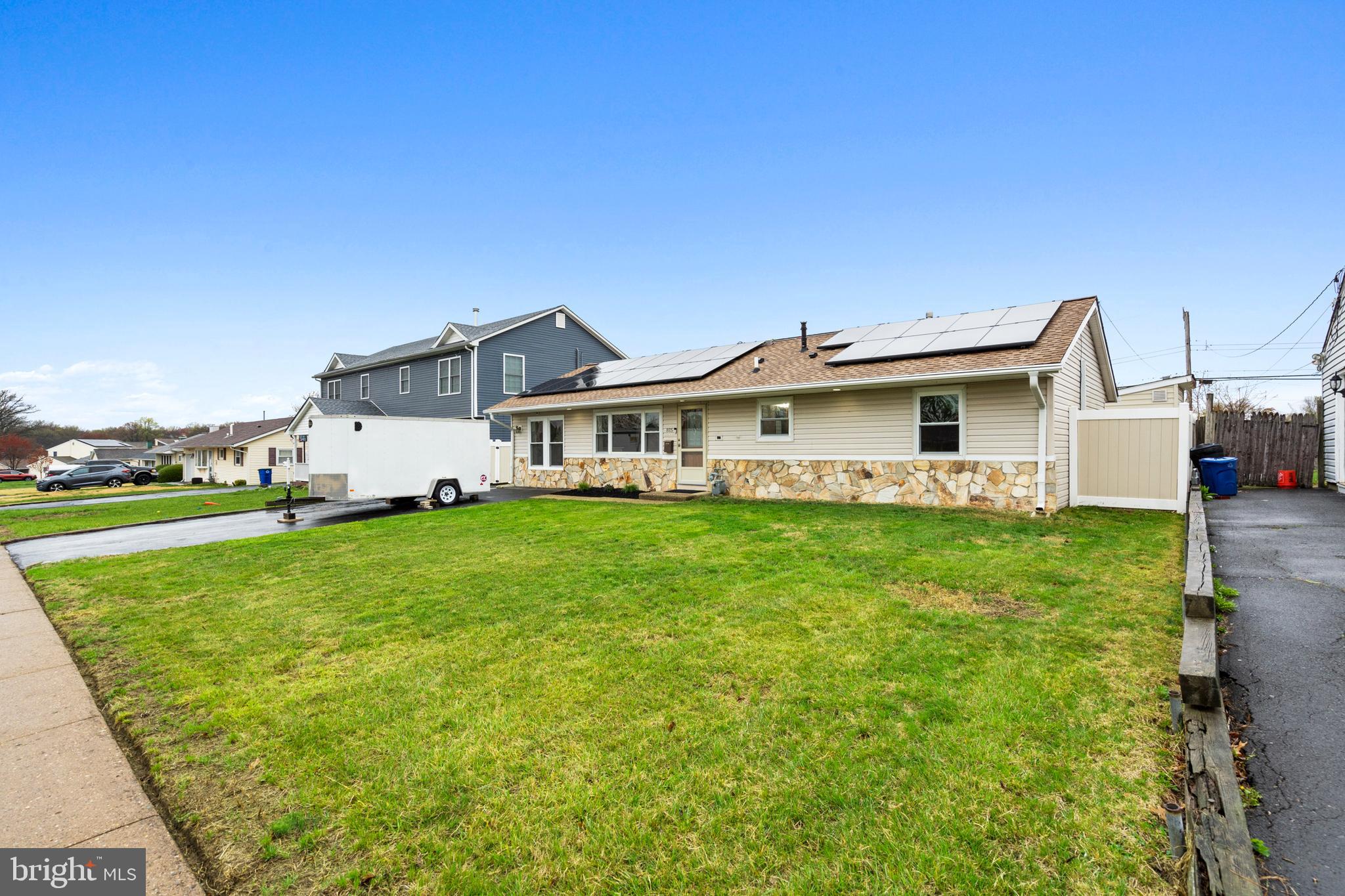 FAIRLESS HILLS - Residential