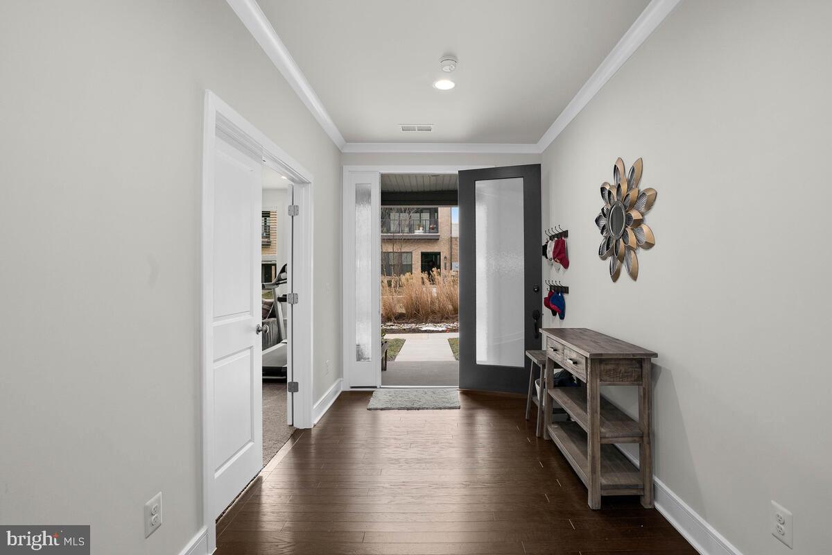 BRAMBLETON TOWN CENTER - Residential