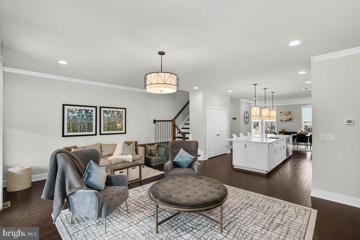 BRAMBLETON TOWN CENTER - Residential