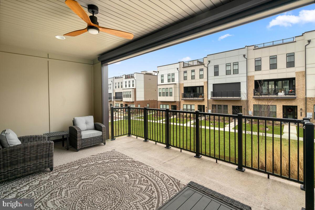 BRAMBLETON TOWN CENTER - Residential