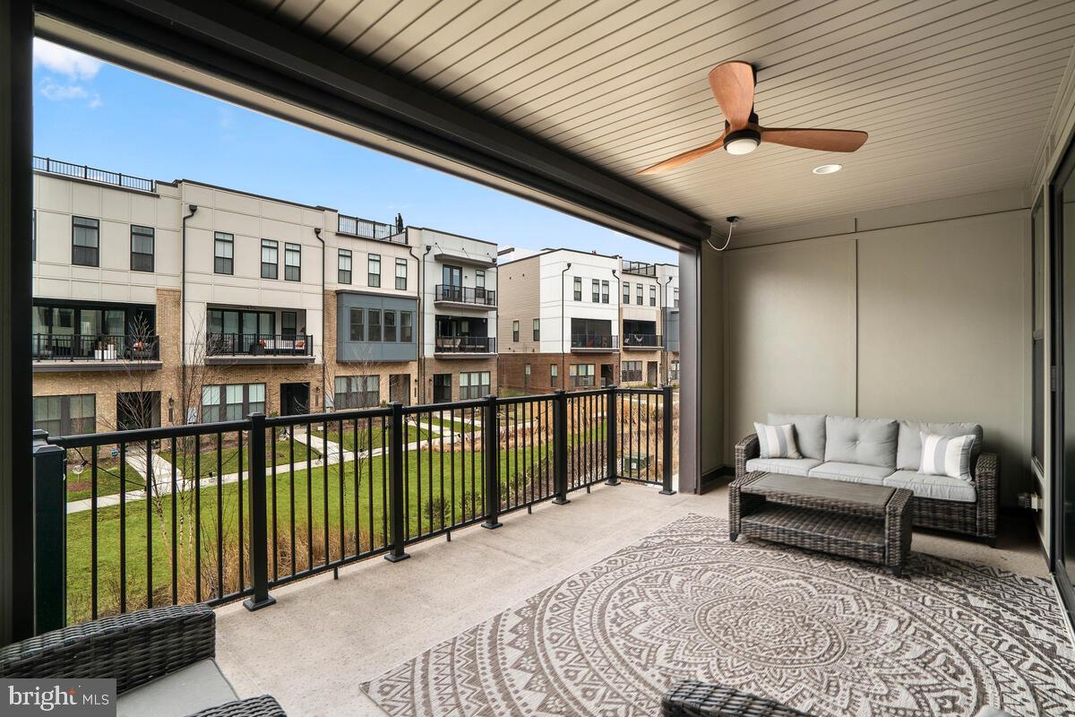 BRAMBLETON TOWN CENTER - Residential