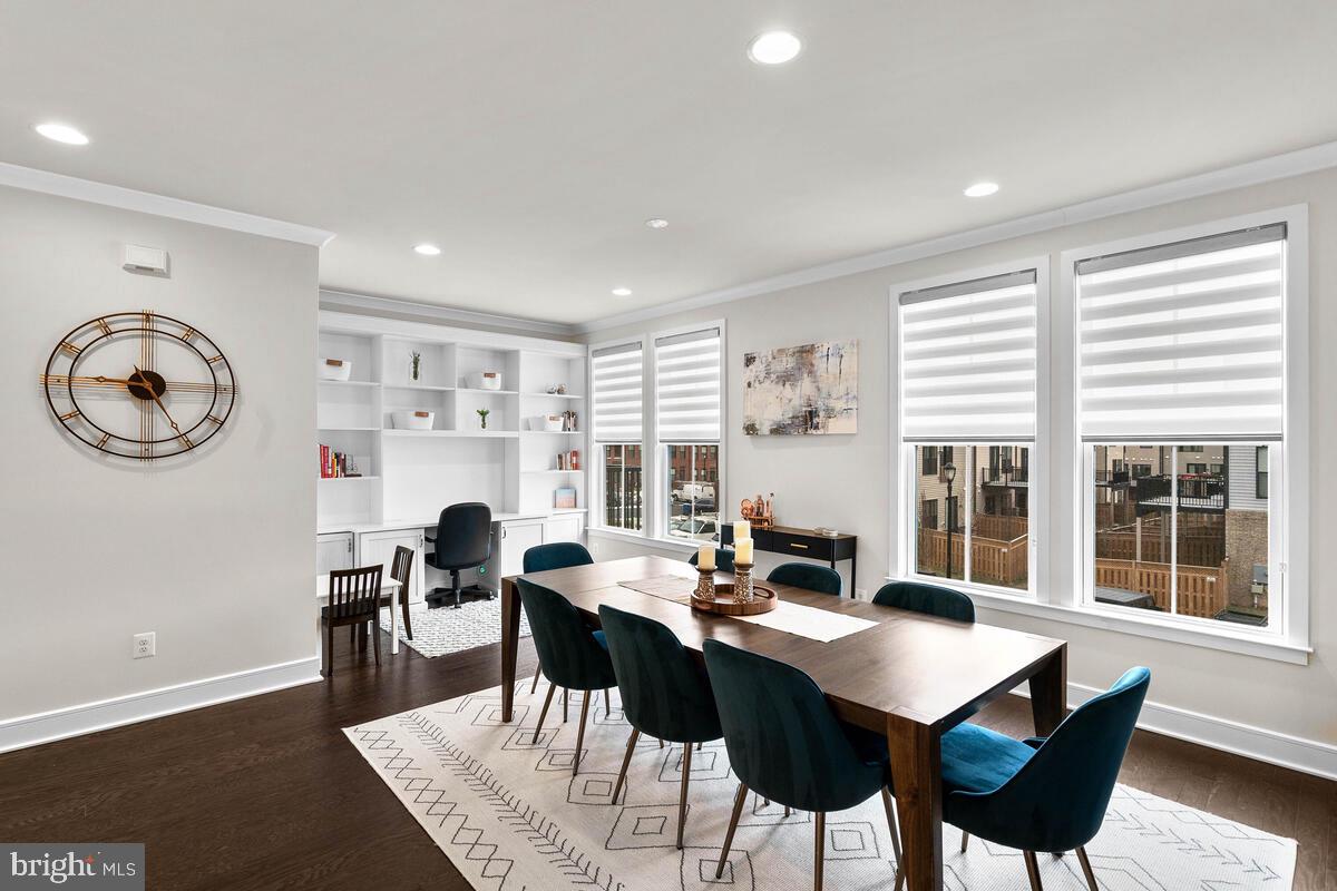 BRAMBLETON TOWN CENTER - Residential