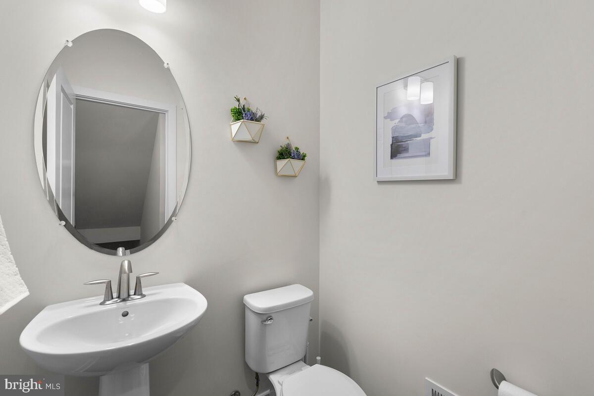 BRAMBLETON TOWN CENTER - Residential