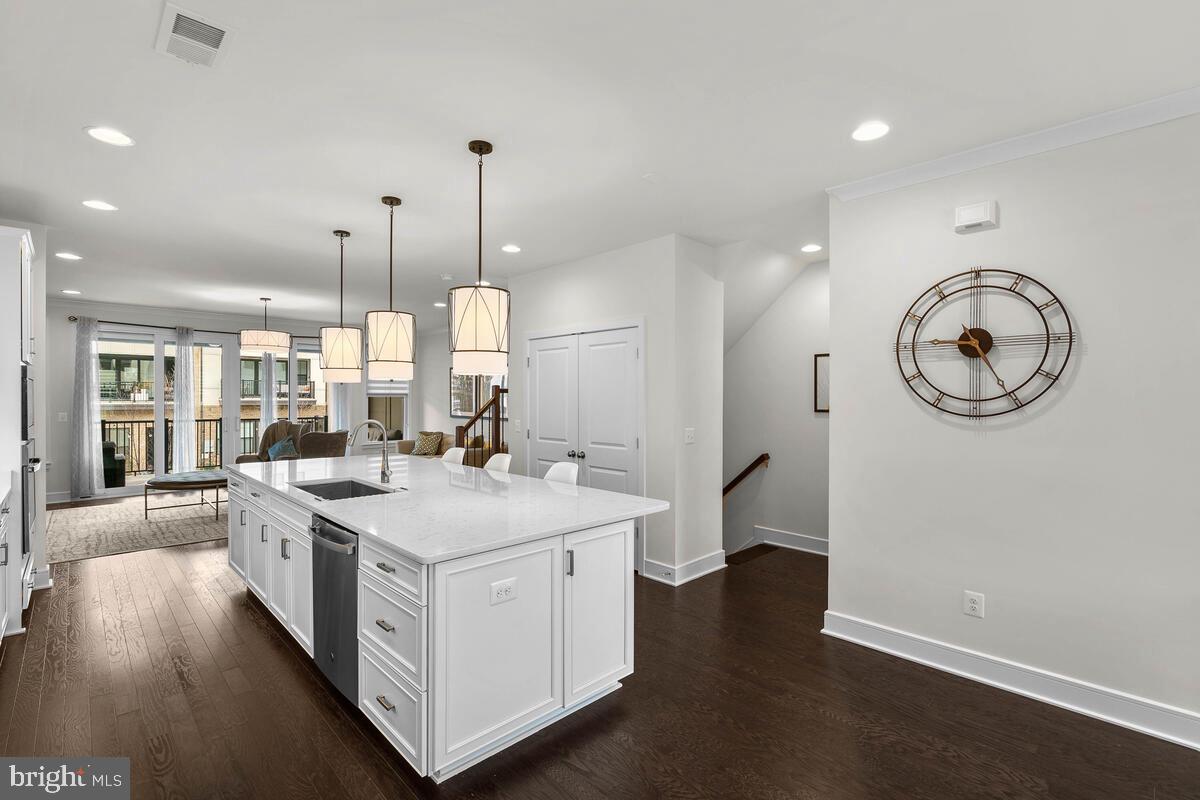 BRAMBLETON TOWN CENTER - Residential