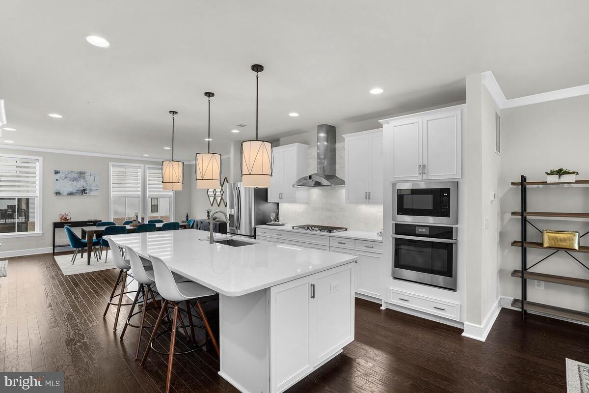 BRAMBLETON TOWN CENTER - Residential