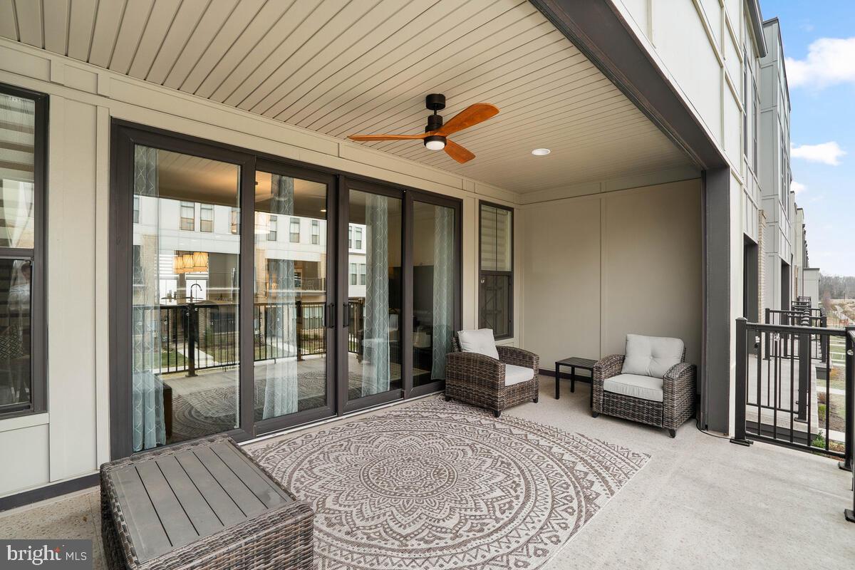 BRAMBLETON TOWN CENTER - Residential