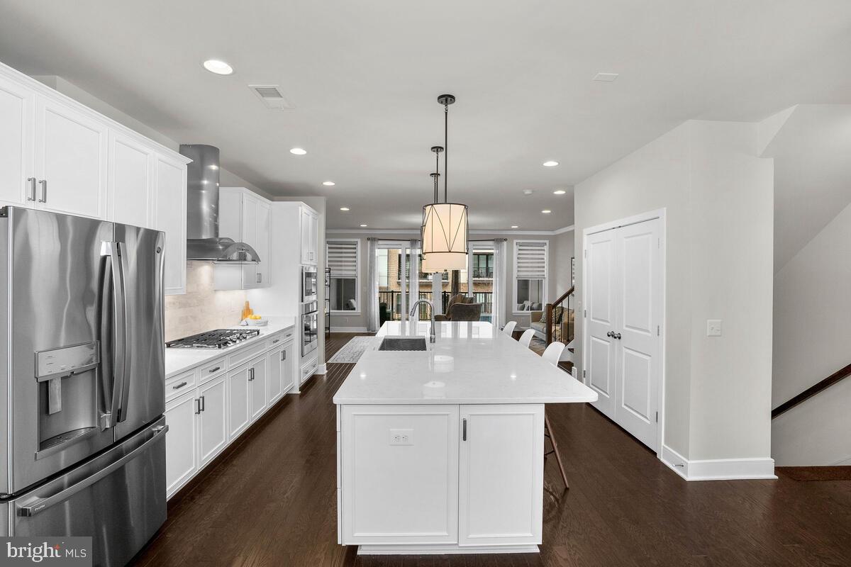 BRAMBLETON TOWN CENTER - Residential