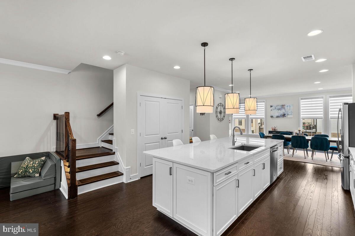 BRAMBLETON TOWN CENTER - Residential