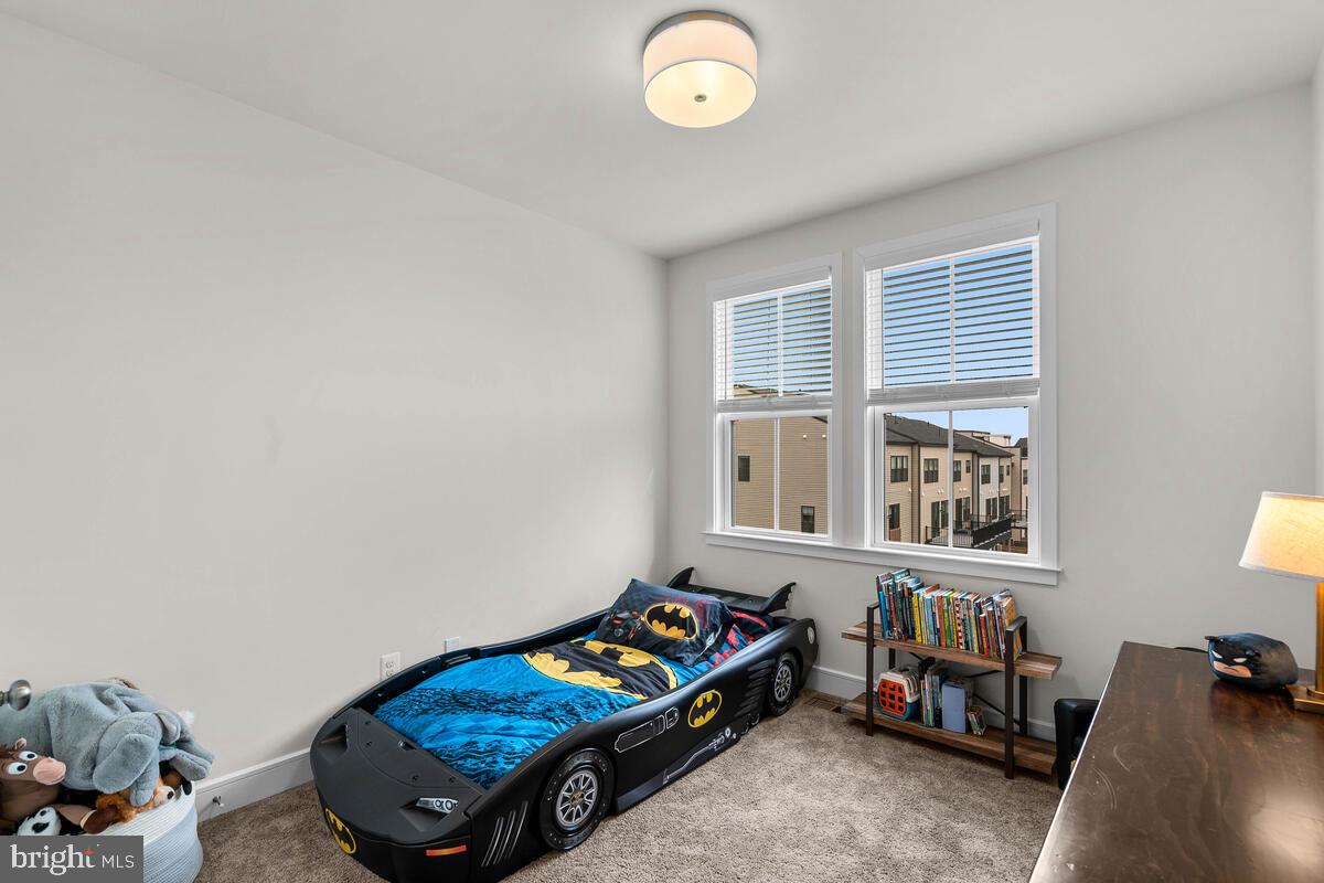 BRAMBLETON TOWN CENTER - Residential