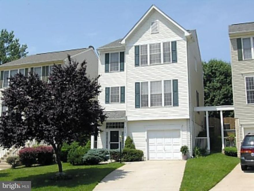 "Single-Family Home at a Townhouse Price!"  Beautiful 3 Finished Level Home with One-Car Garage featuring Upgrade Kitchen Cabinetry w/Stainless-Steel Appliances, Stylish Open Floor Plan, NEW WINDOWS, NEWER HVAC System, NEW Water Heater, Great Master Suite w/WIC and Luxury Bath w/Separate Tub & Shower, Large Rear Deck, Patio and Fenced Rear Yard, and MORE - - All facing Wooded Common Area! Hurry!!!