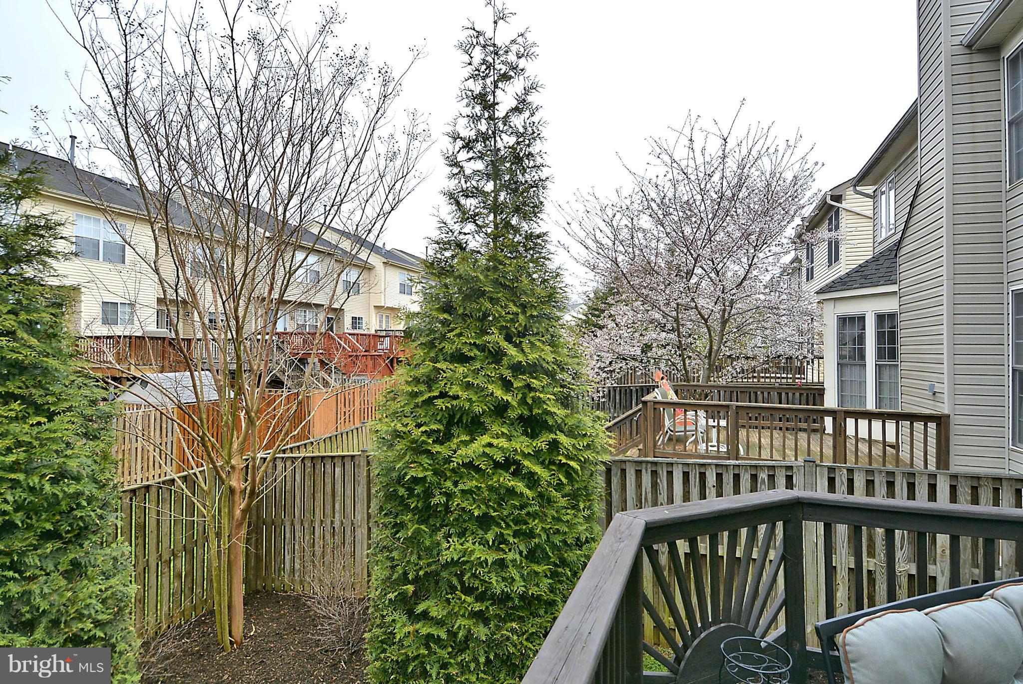 GREEN TRAILS - Residential