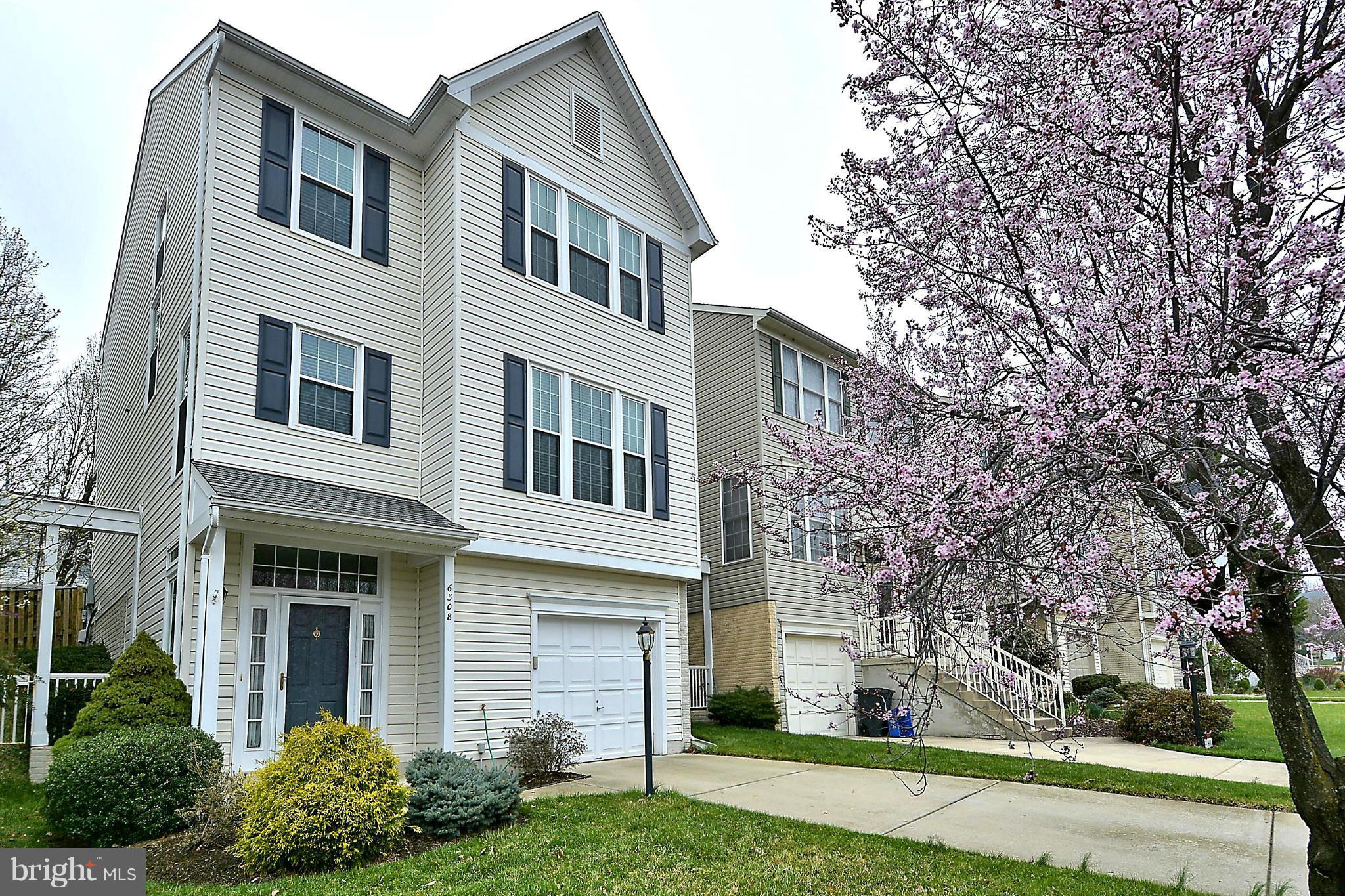 GREEN TRAILS - Residential