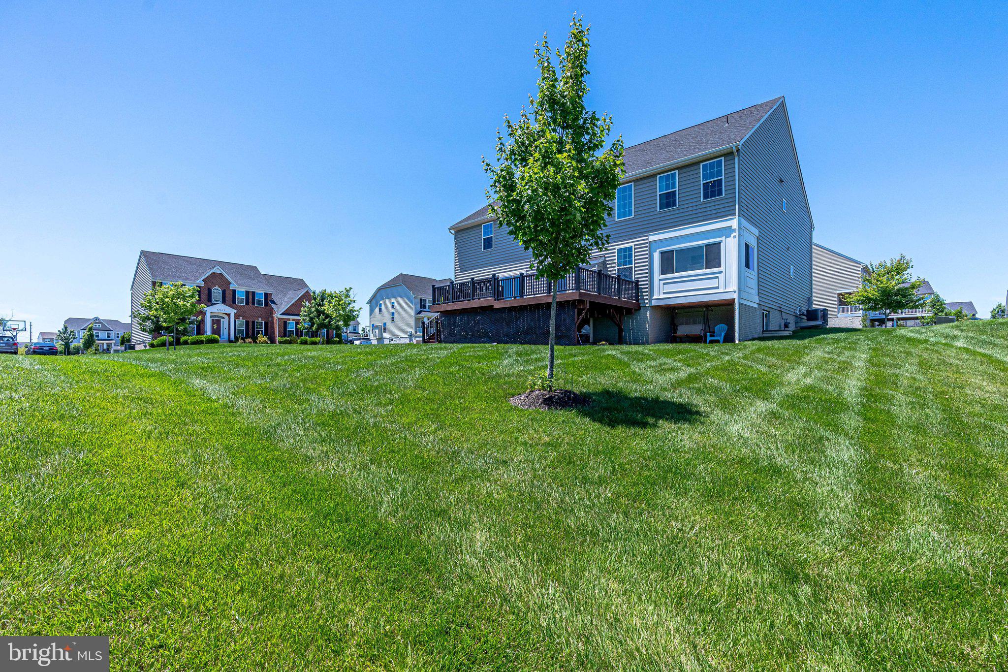 DAWSON'S CORNER - Residential