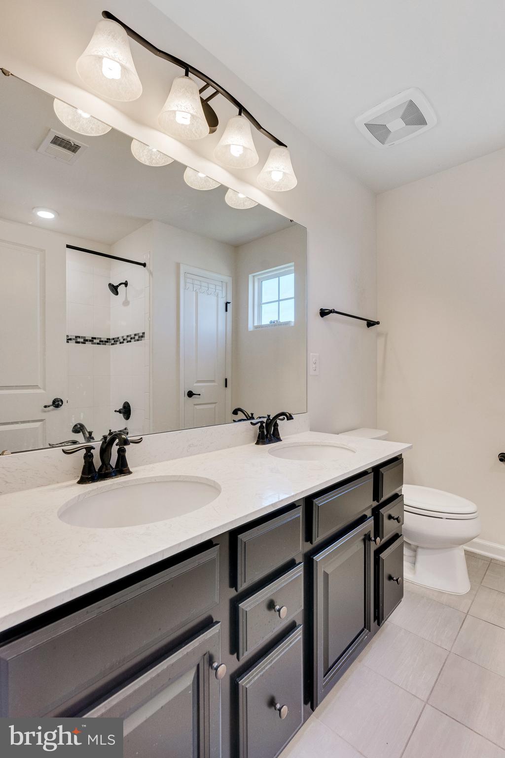 DAWSON'S CORNER - Residential