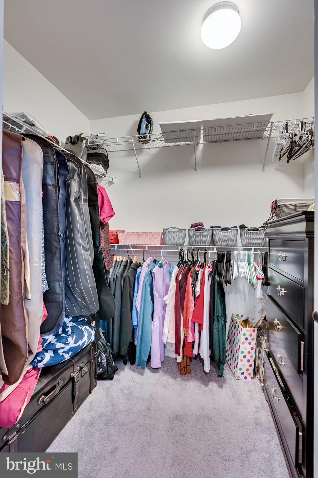 DAWSON'S CORNER - Residential