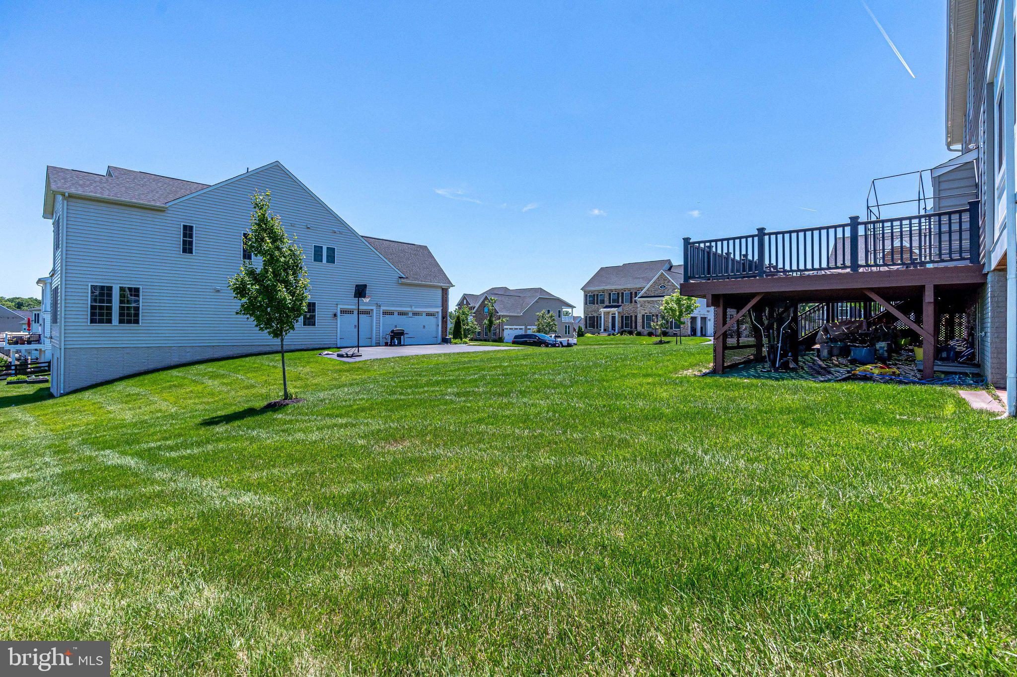 DAWSON'S CORNER - Residential