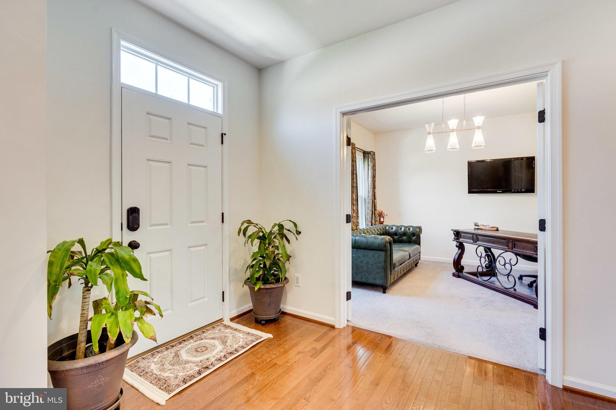 DAWSON'S CORNER - Residential