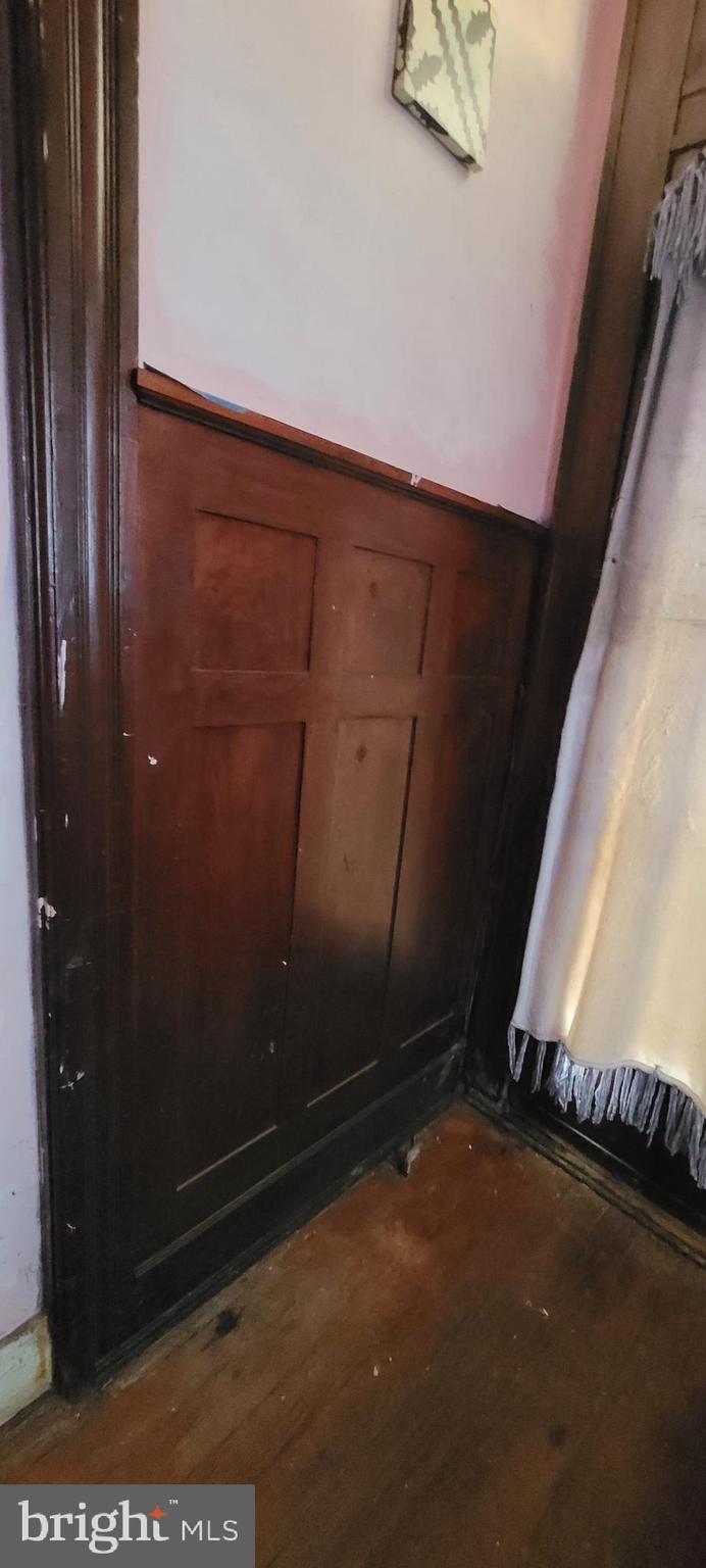 CHARLES VILLAGE - Residential Income