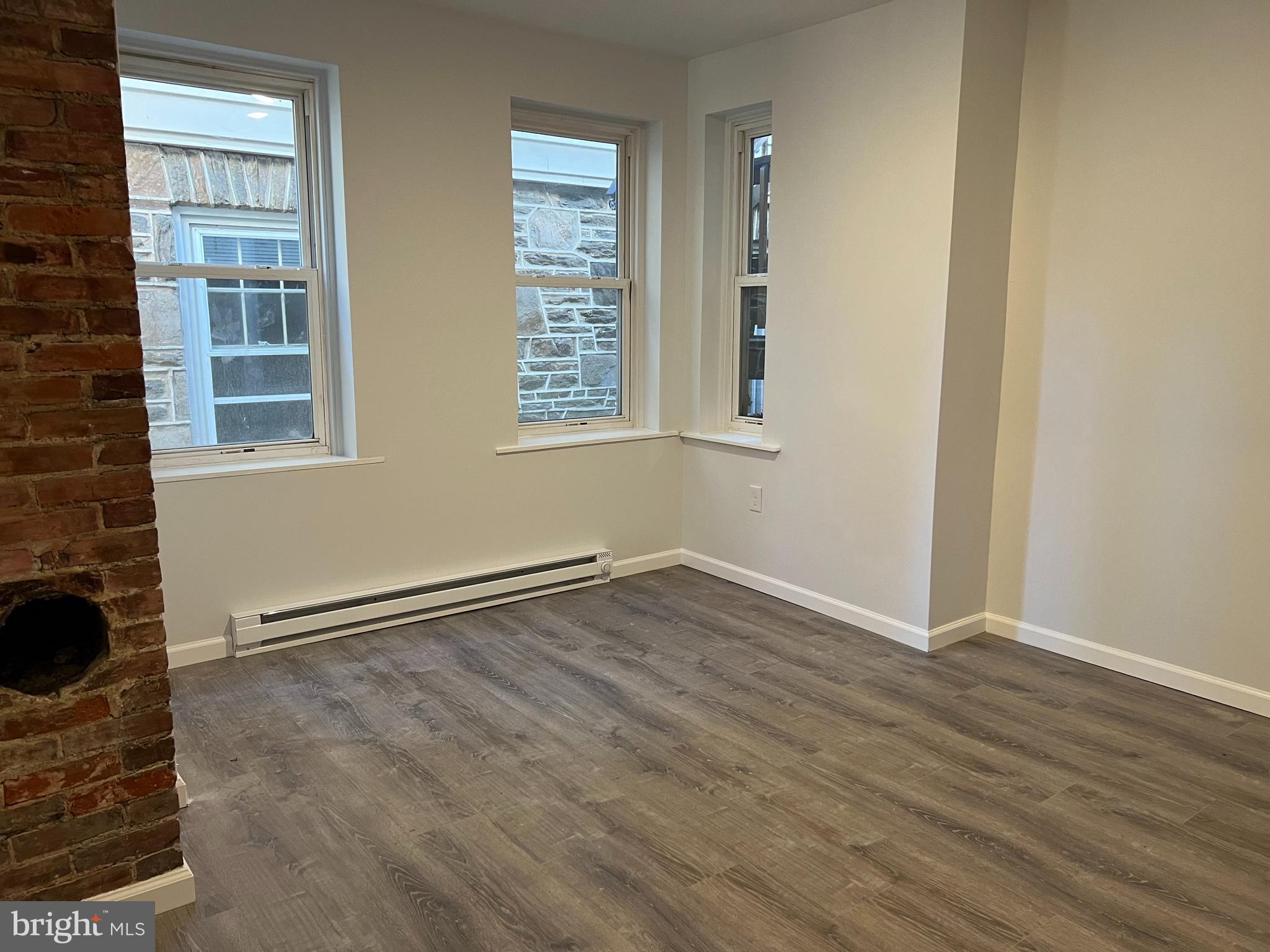 STENNING HILLS - Residential Lease