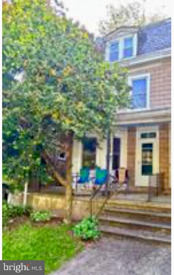 STENNING HILLS - Residential Lease