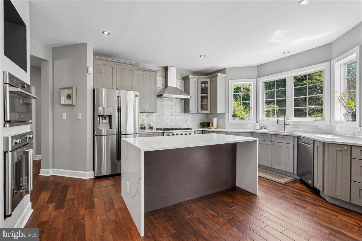 SANDBURG PARK - Residential