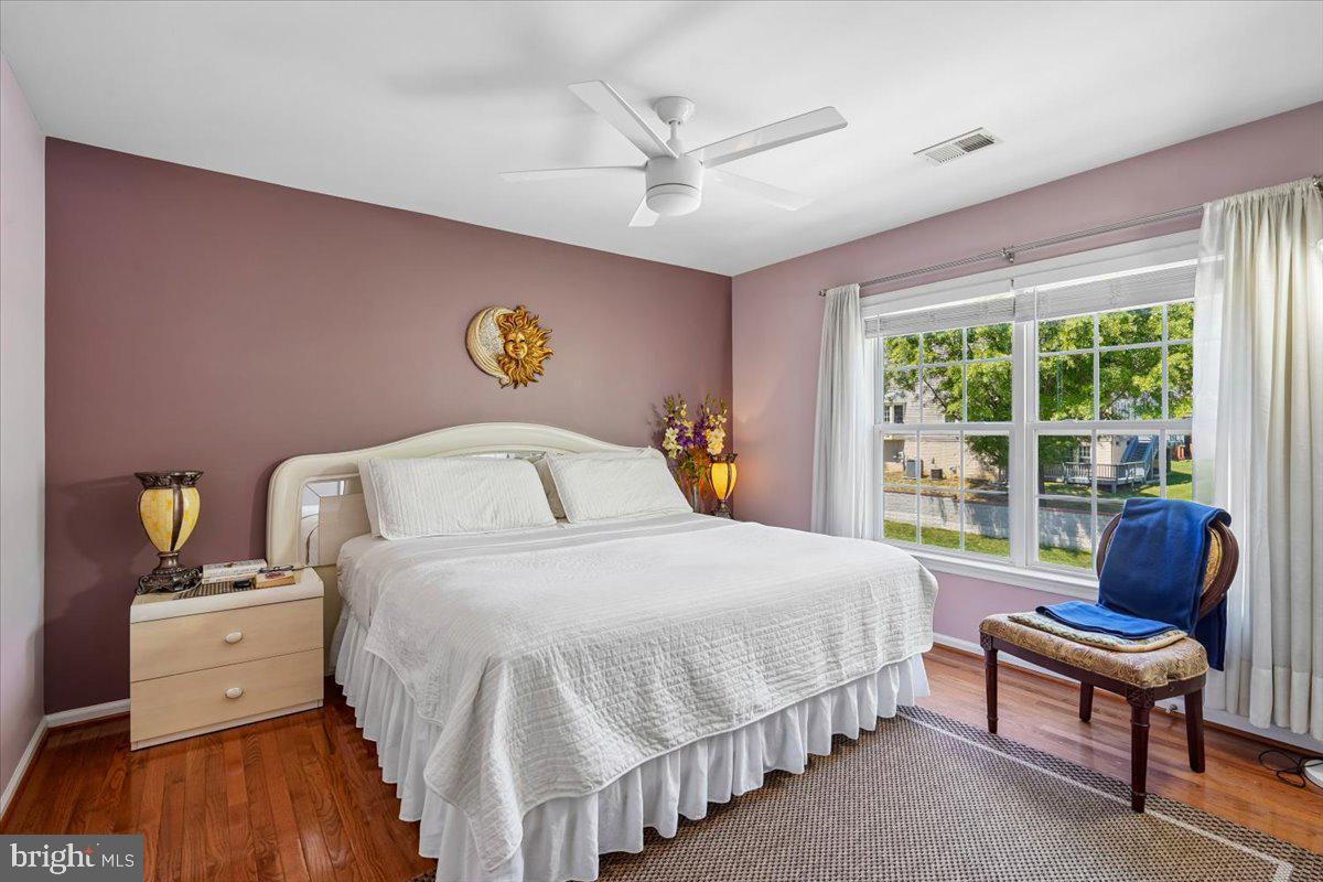 SANDBURG PARK - Residential