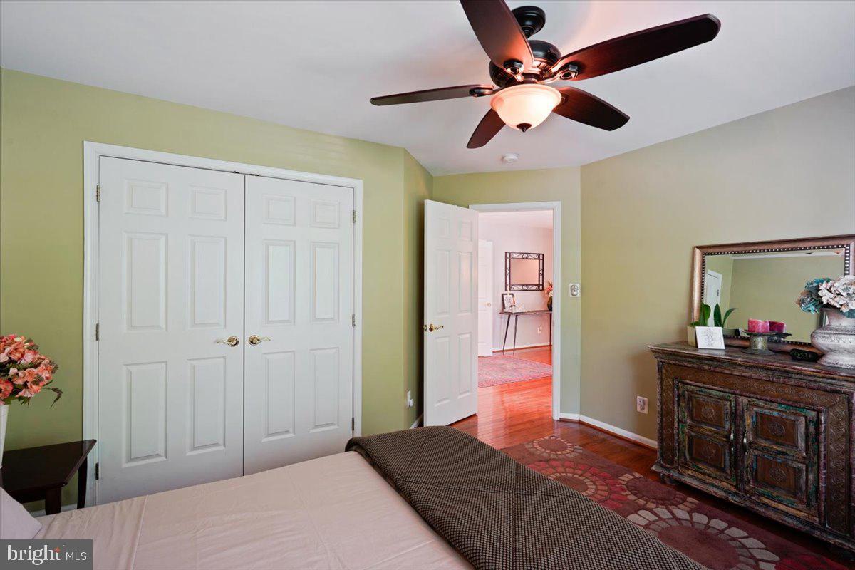 SANDBURG PARK - Residential