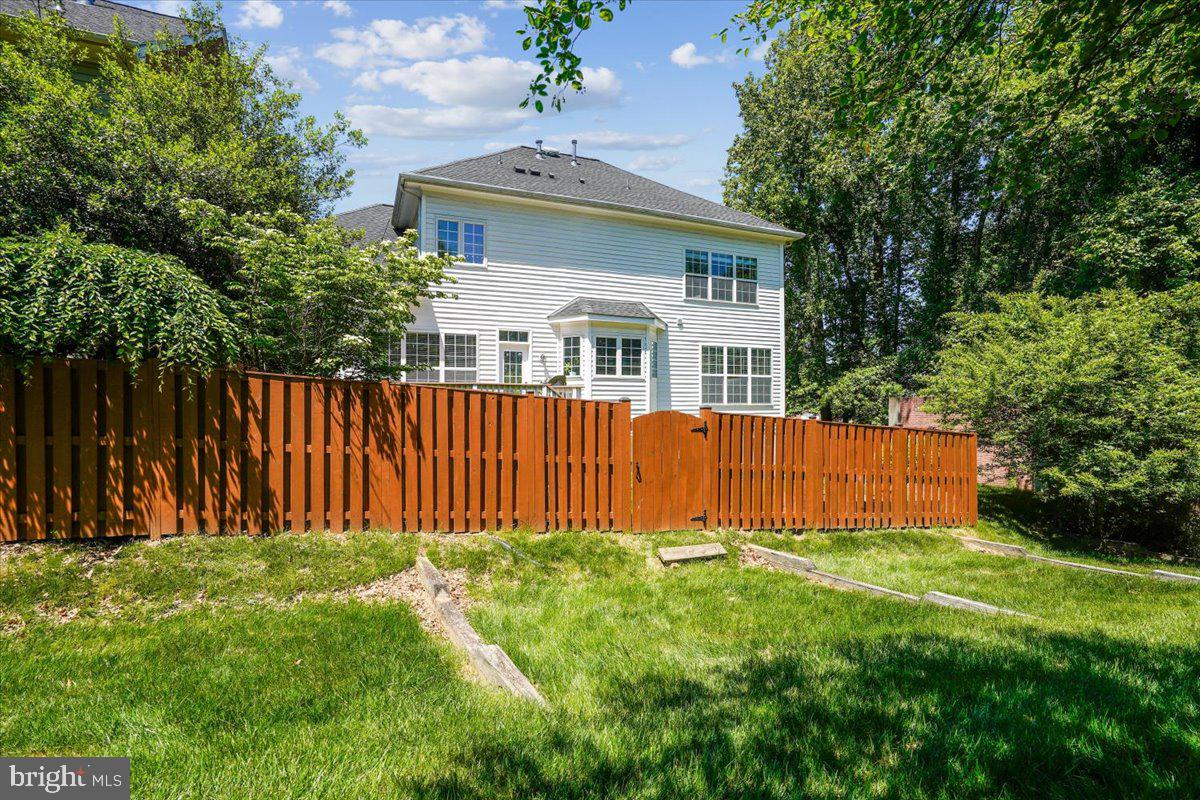 SANDBURG PARK - Residential