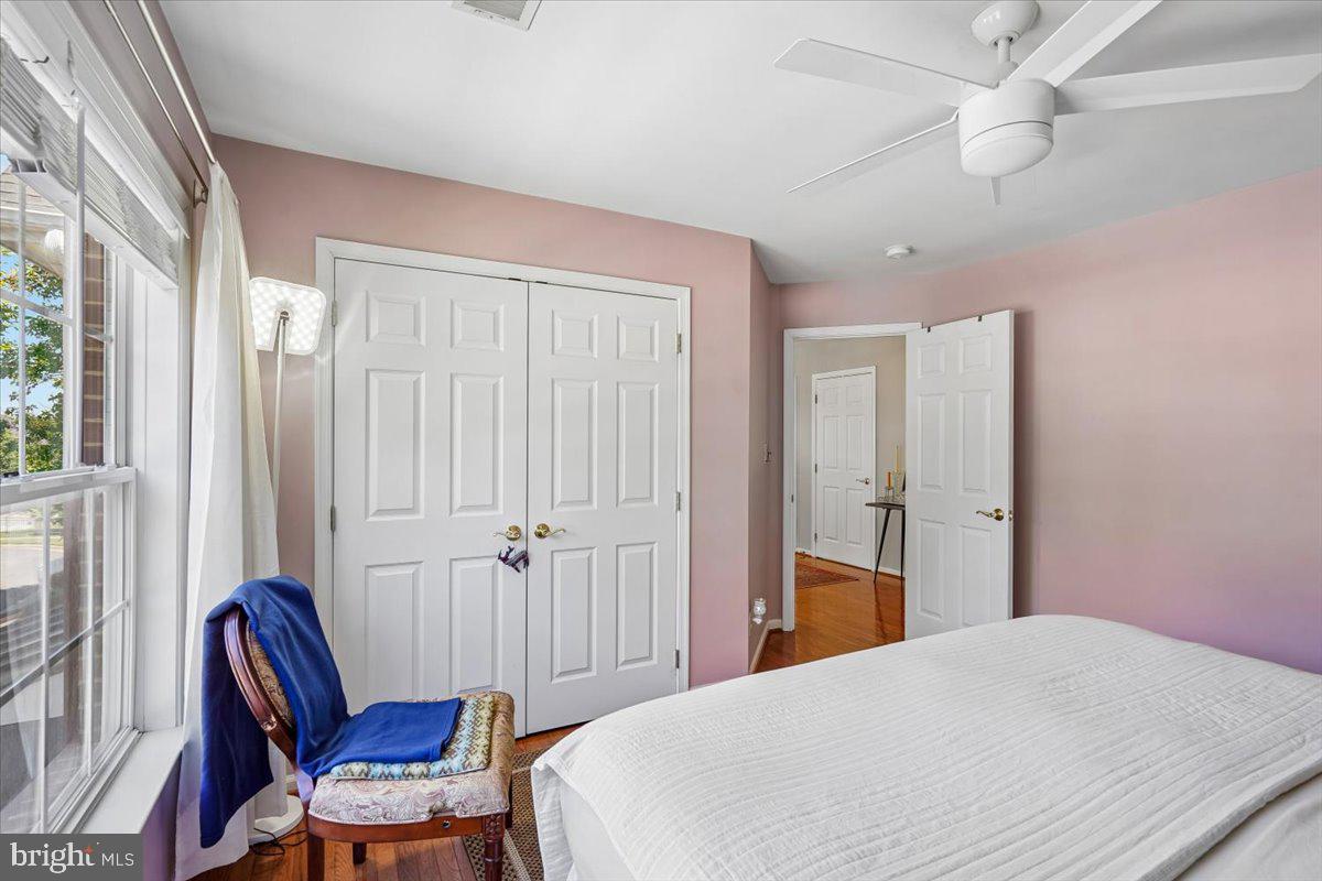 SANDBURG PARK - Residential
