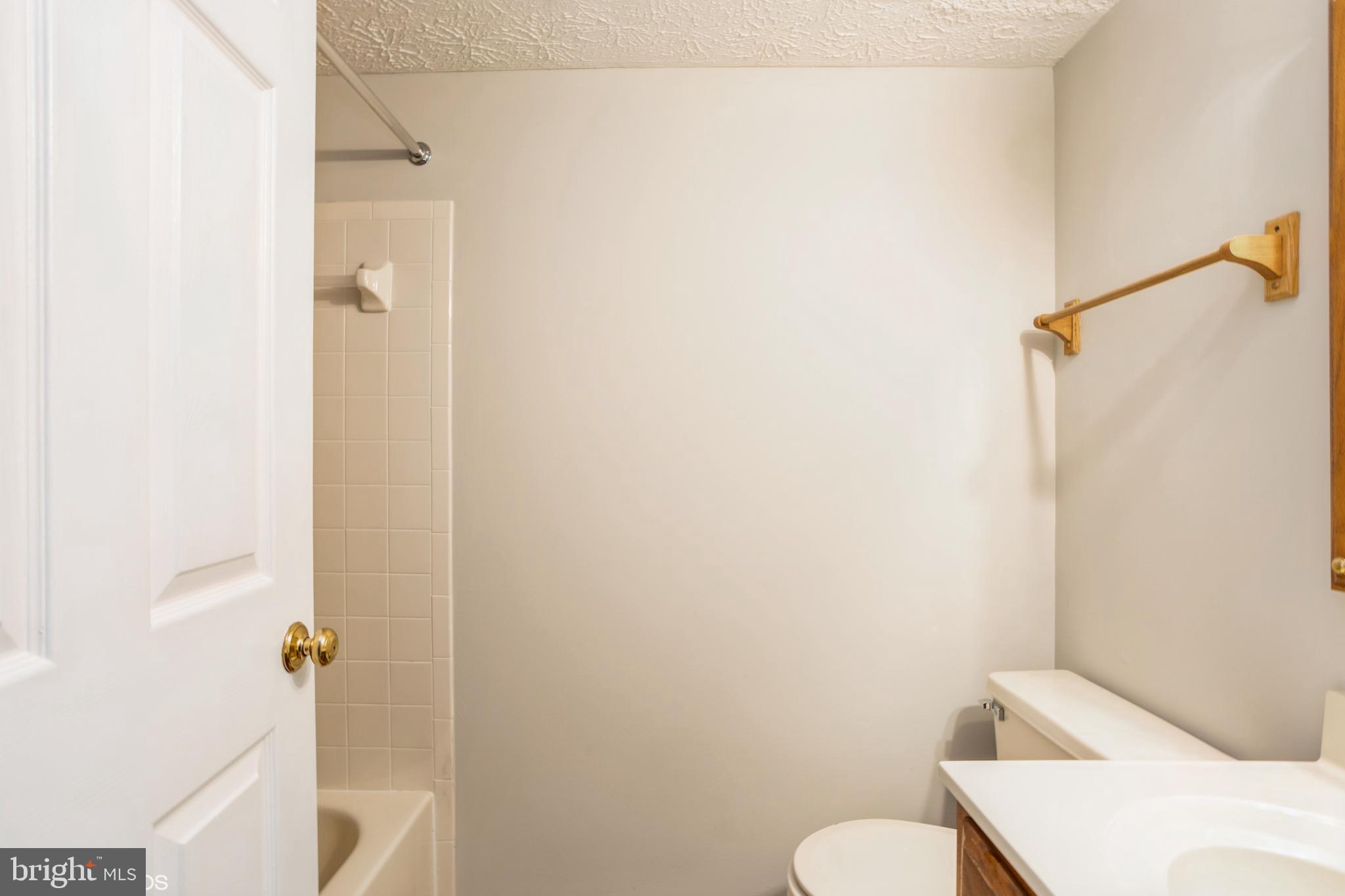 BEDFORD COMMONS - Residential