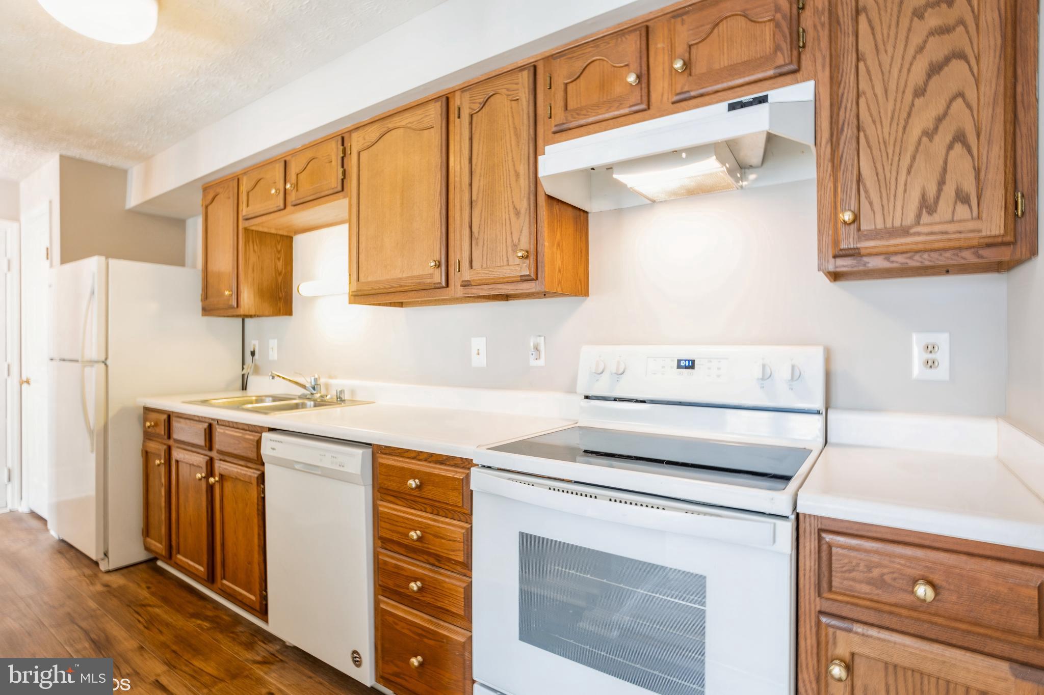 BEDFORD COMMONS - Residential