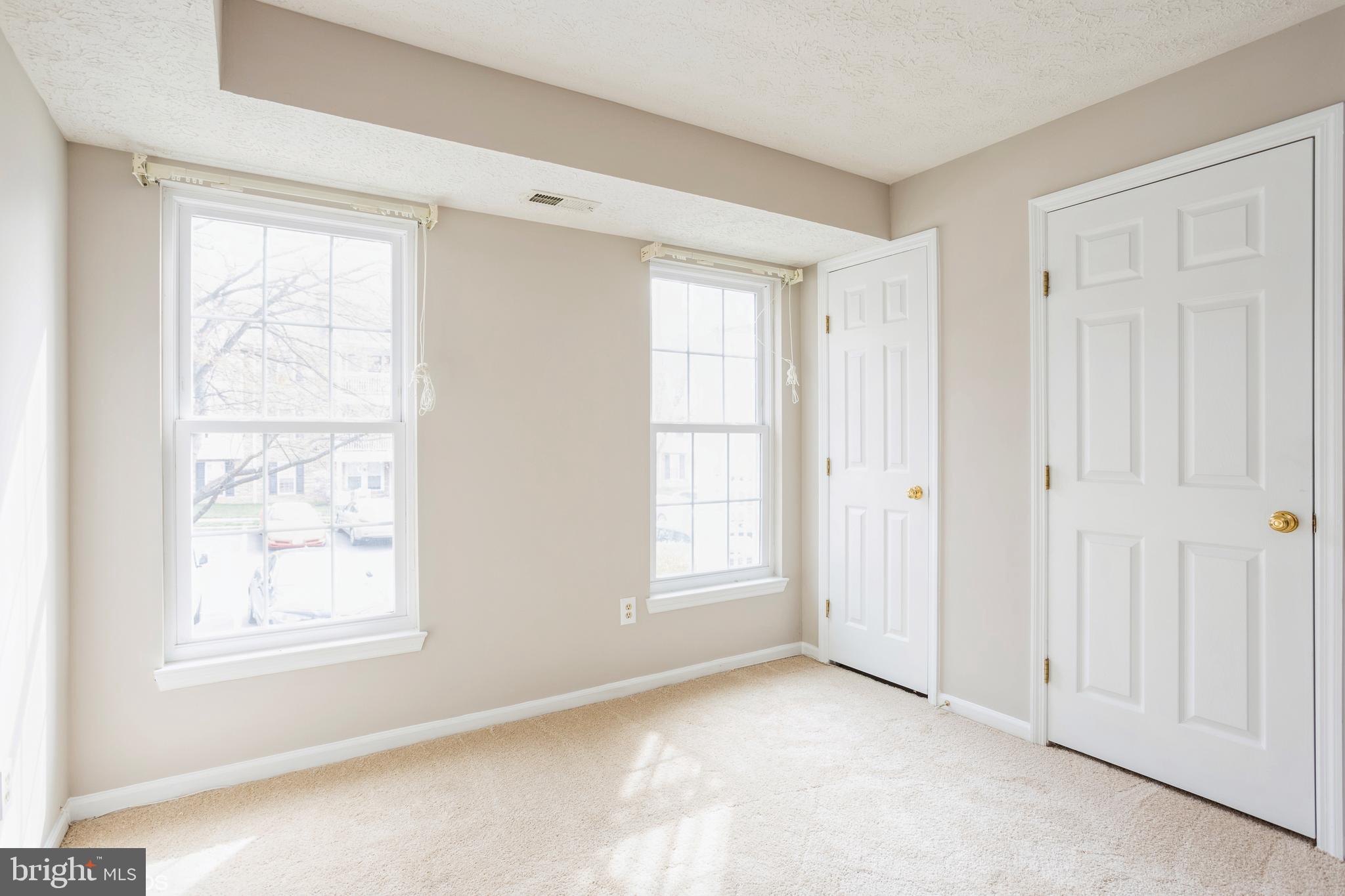 BEDFORD COMMONS - Residential