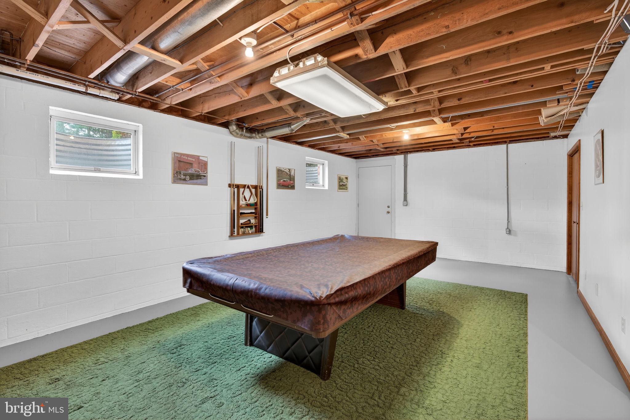 SPRING HOUSE FARMS - Residential