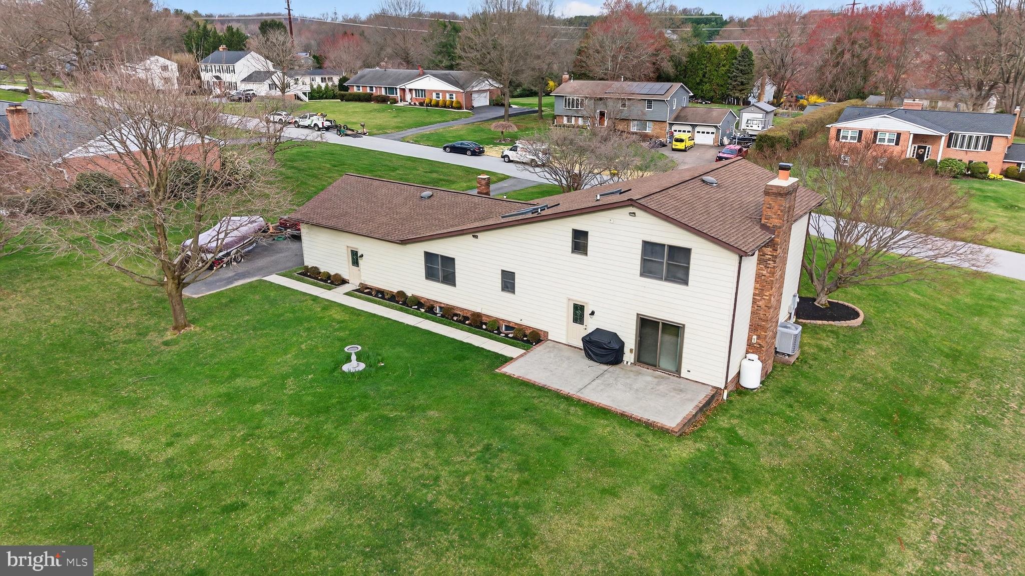 SPRING HOUSE FARMS - Residential