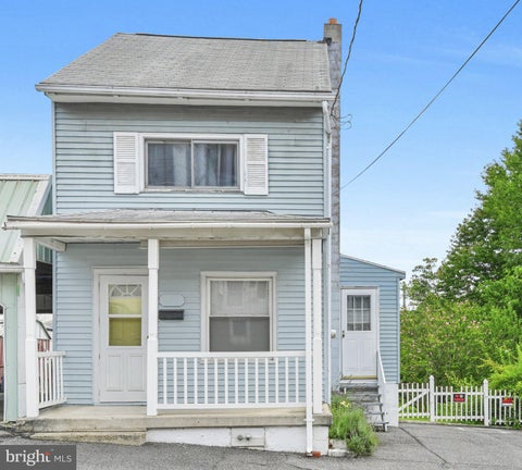Photo for 135 BROAD STREET 137