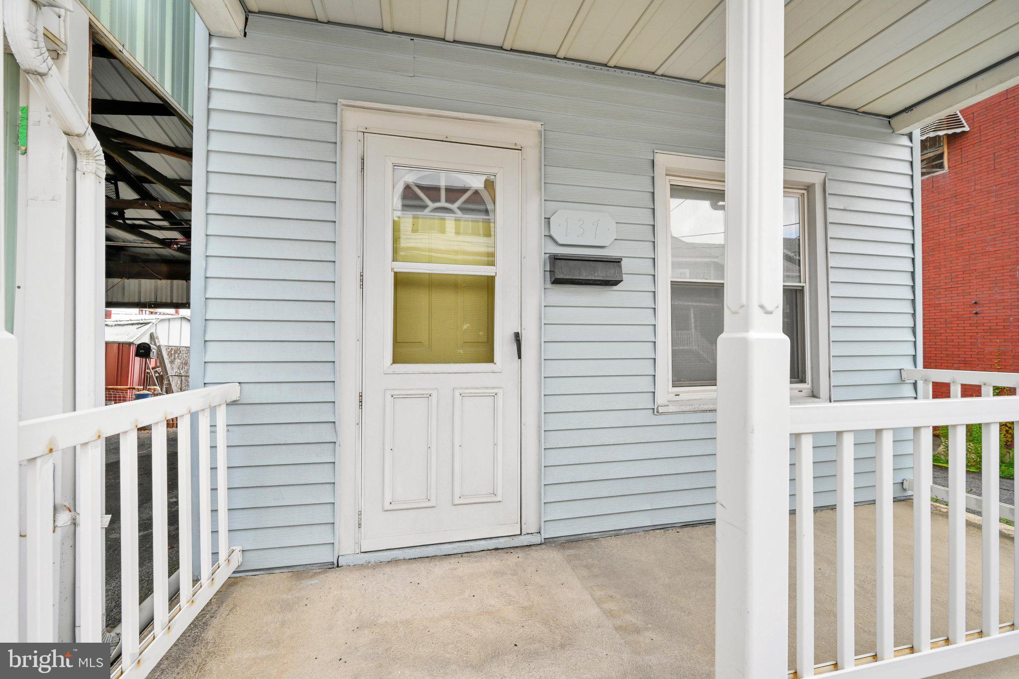 135 BROAD STREET 137