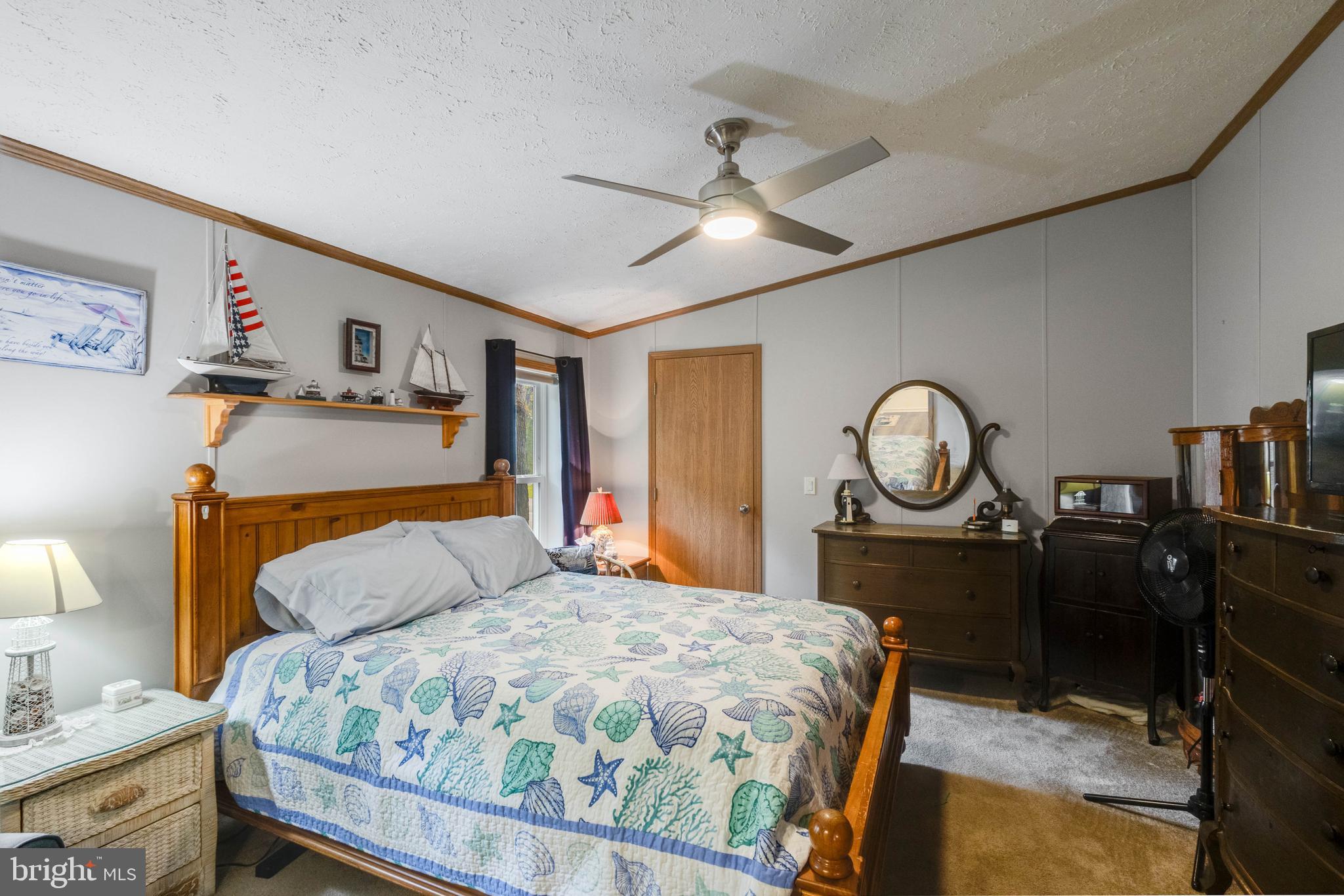 POTNETS LAKESIDE - Residential