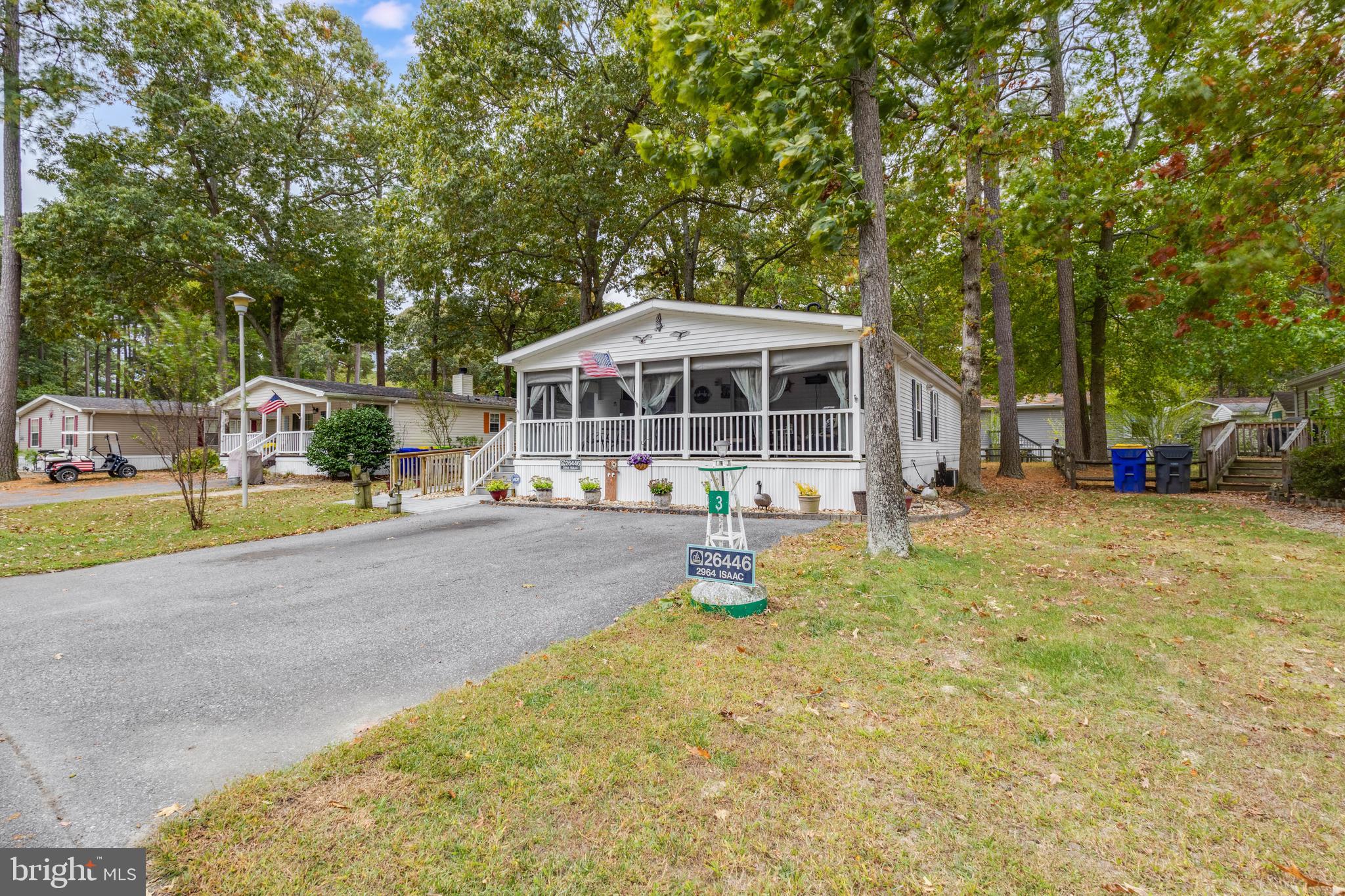 POTNETS LAKESIDE - Residential