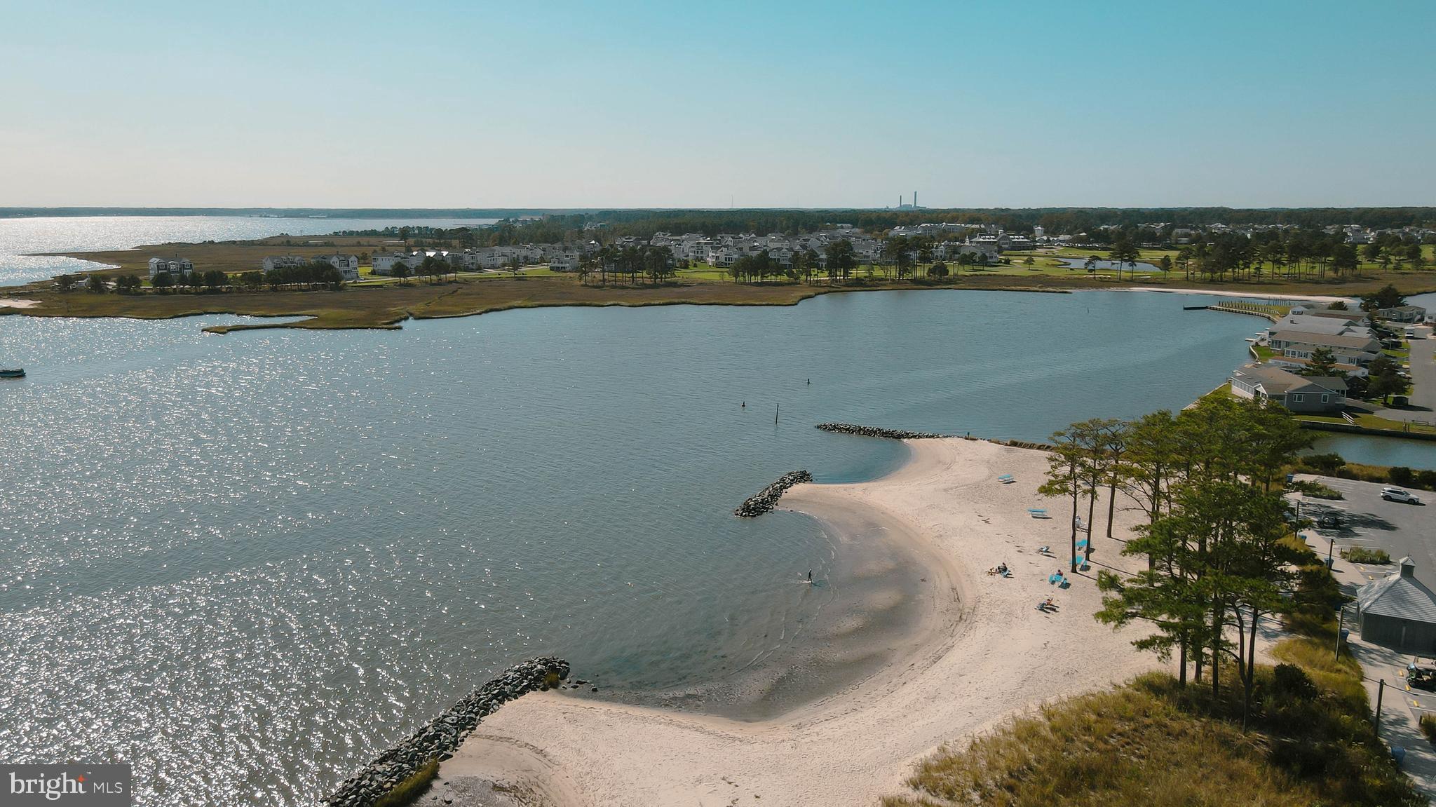 POTNETS LAKESIDE - Residential