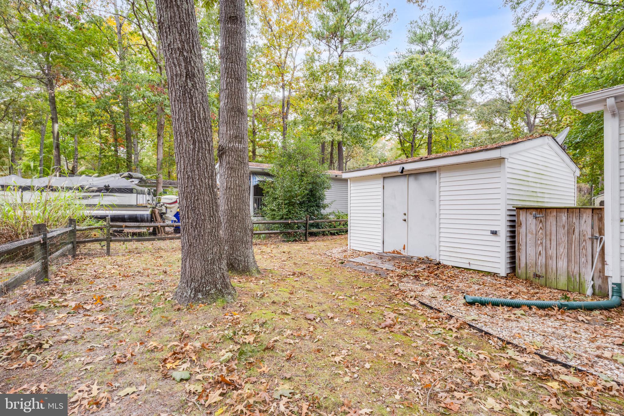 POTNETS LAKESIDE - Residential