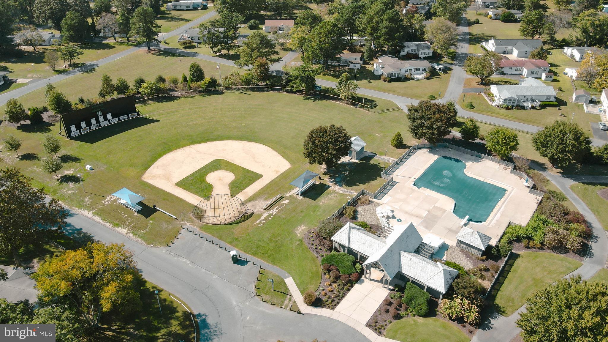 POTNETS LAKESIDE - Residential